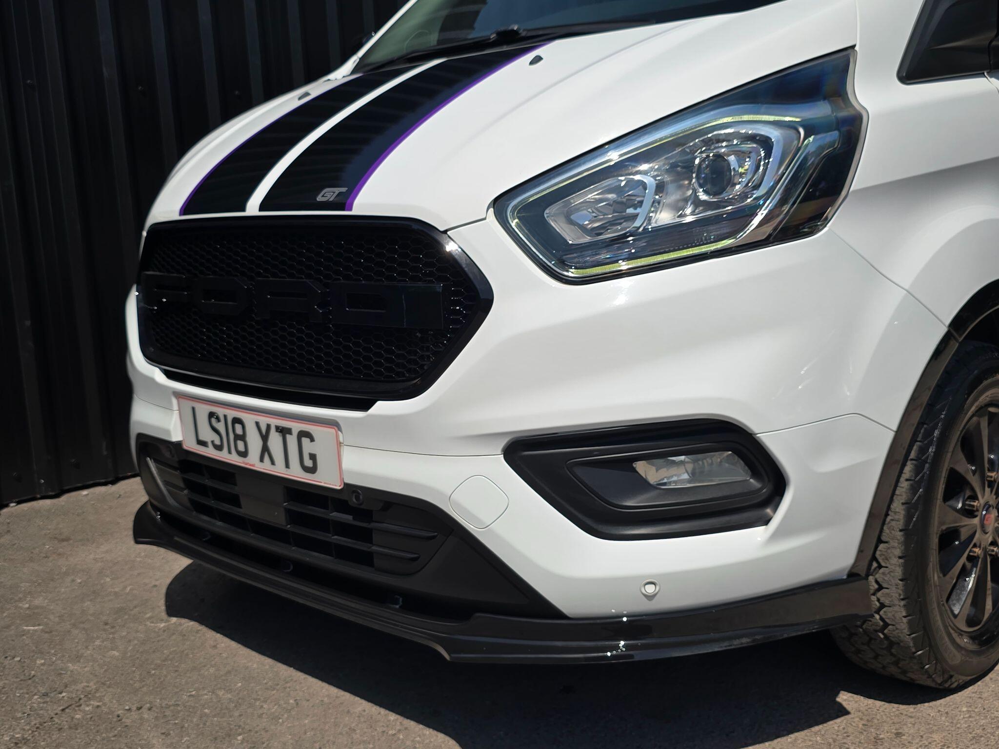 Ford Transit Custom view 16