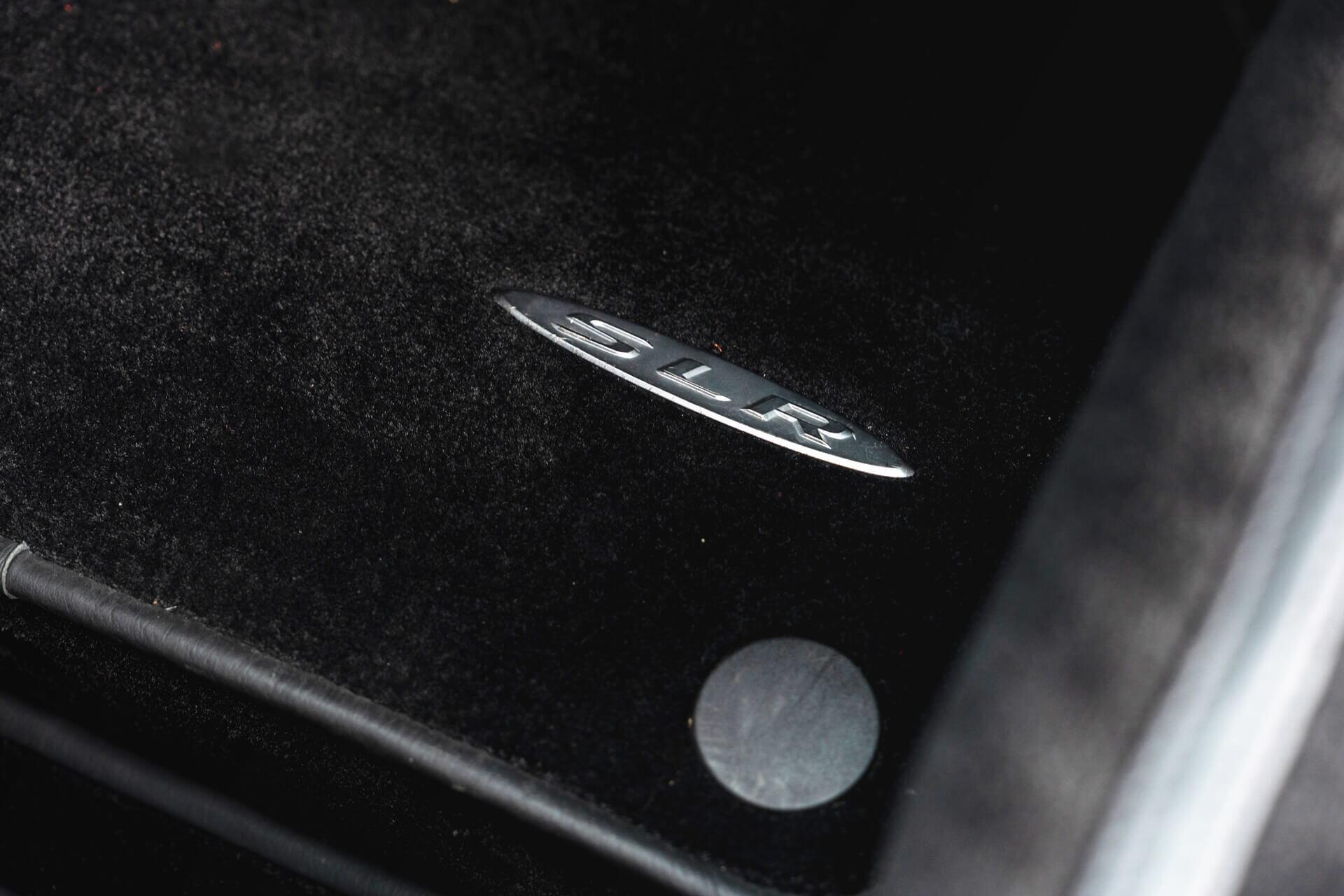 Mercedes-Benz SLR view 44