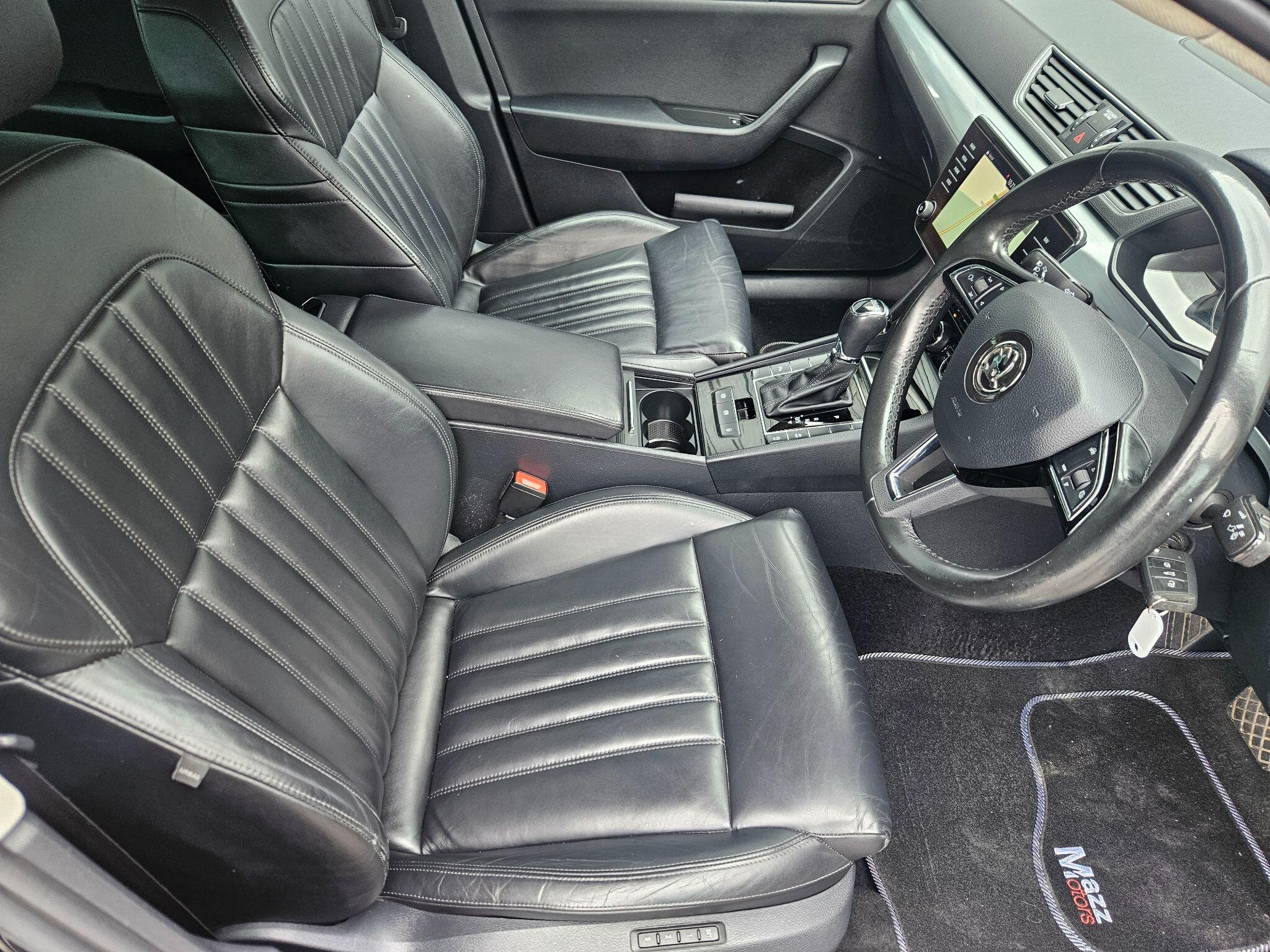 2019 Skoda Superb image 15