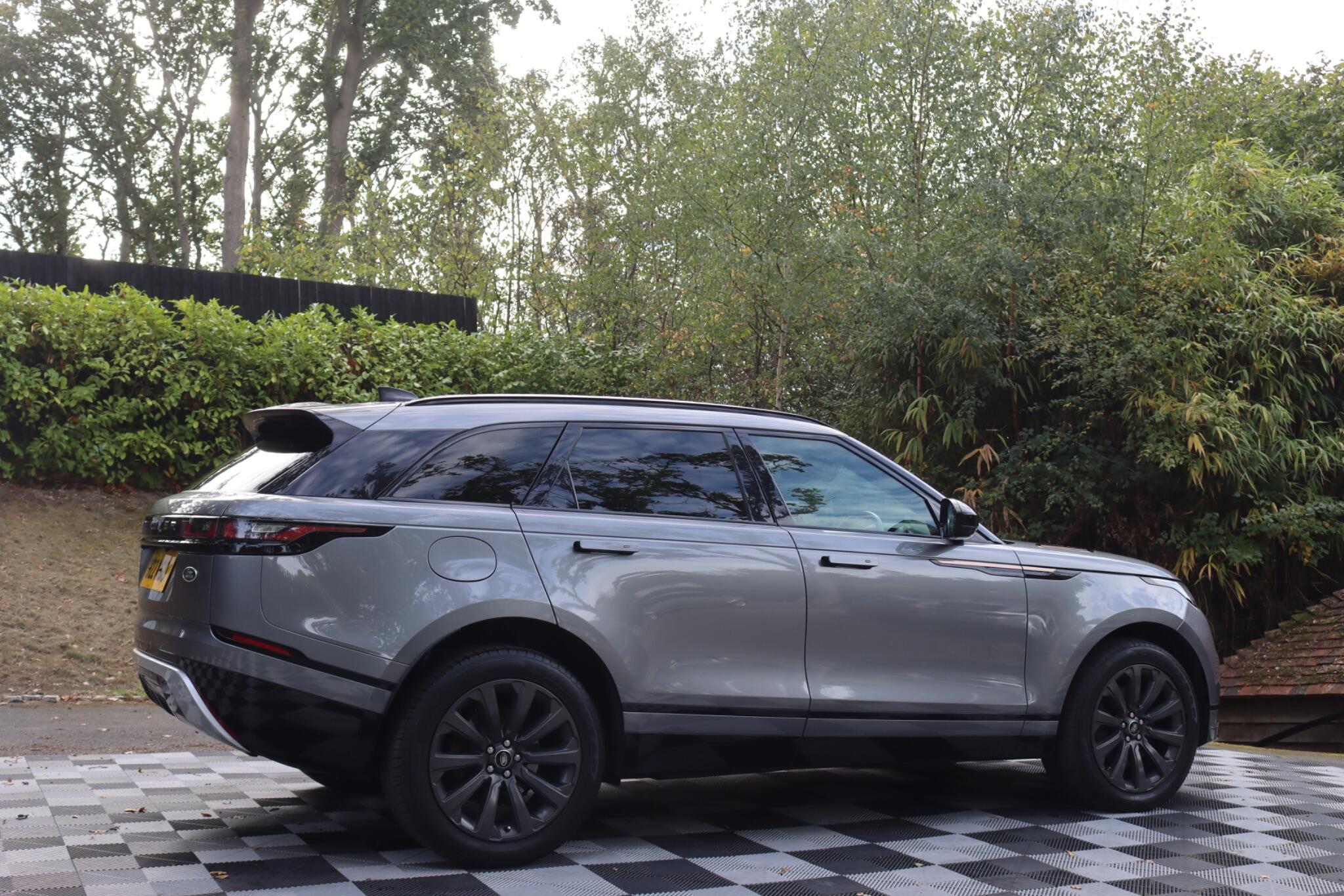 Land Rover Range Rover Velar view 23