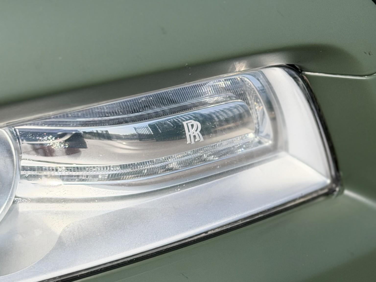 Rolls-Royce Wraith view 19