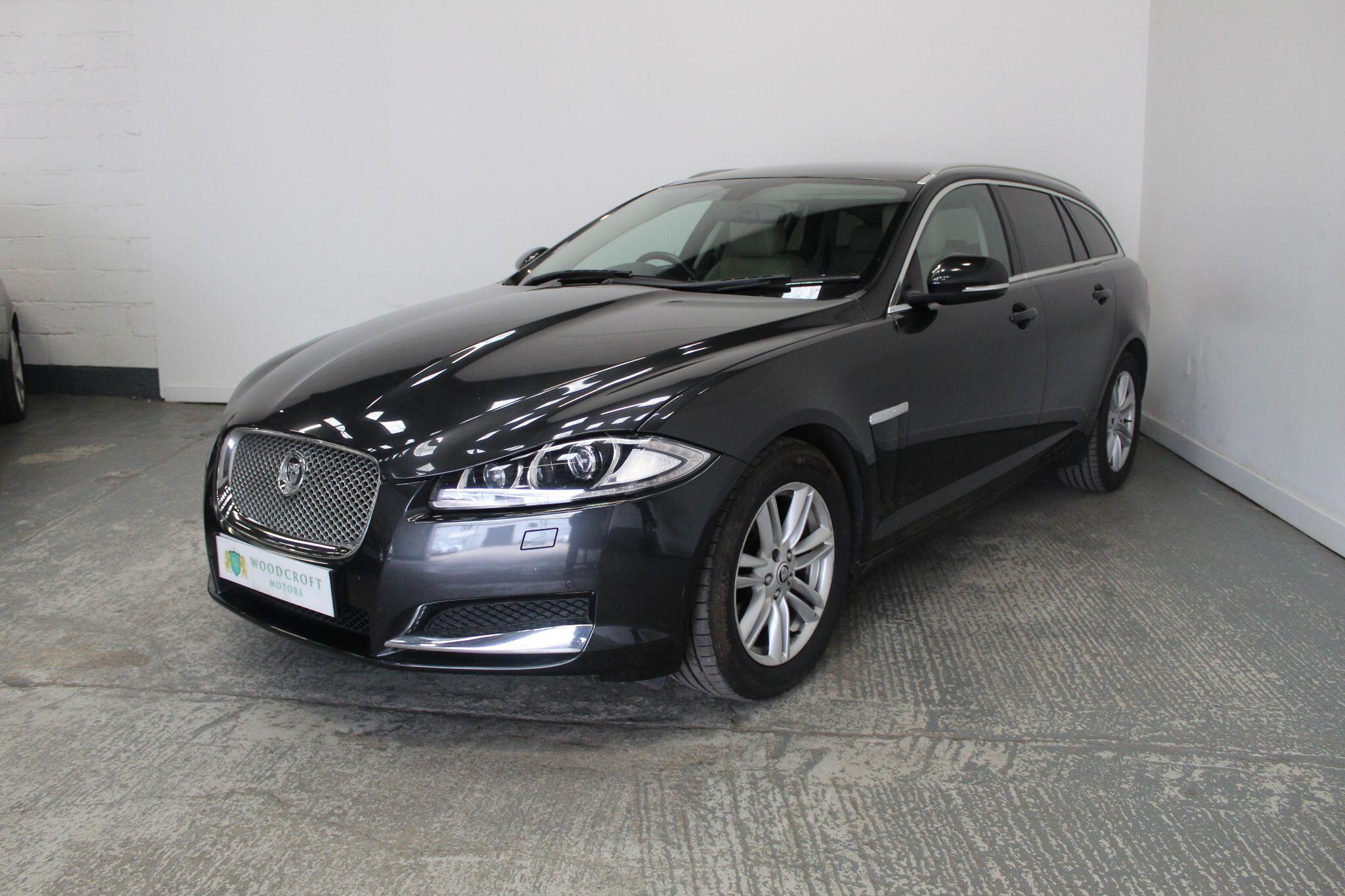 Jaguar XF view 2
