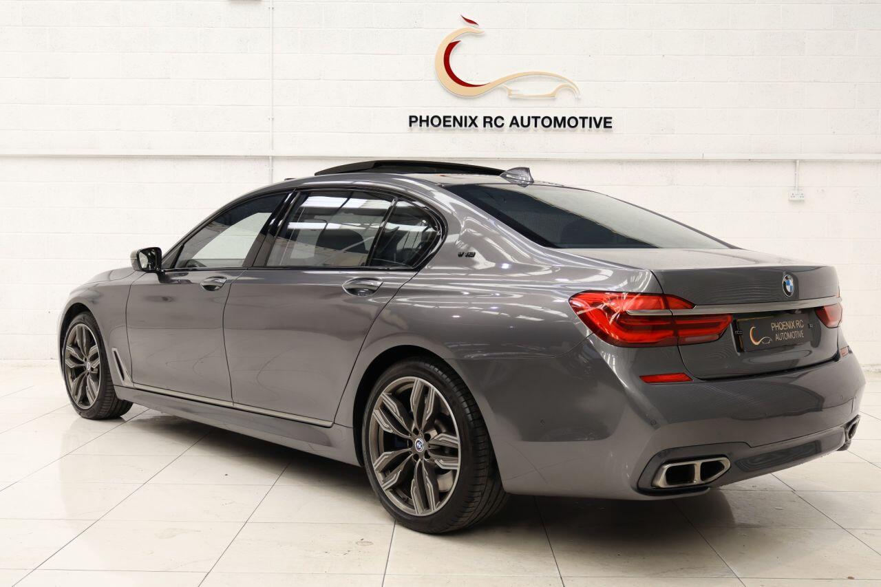 BMW 7 Series view 3