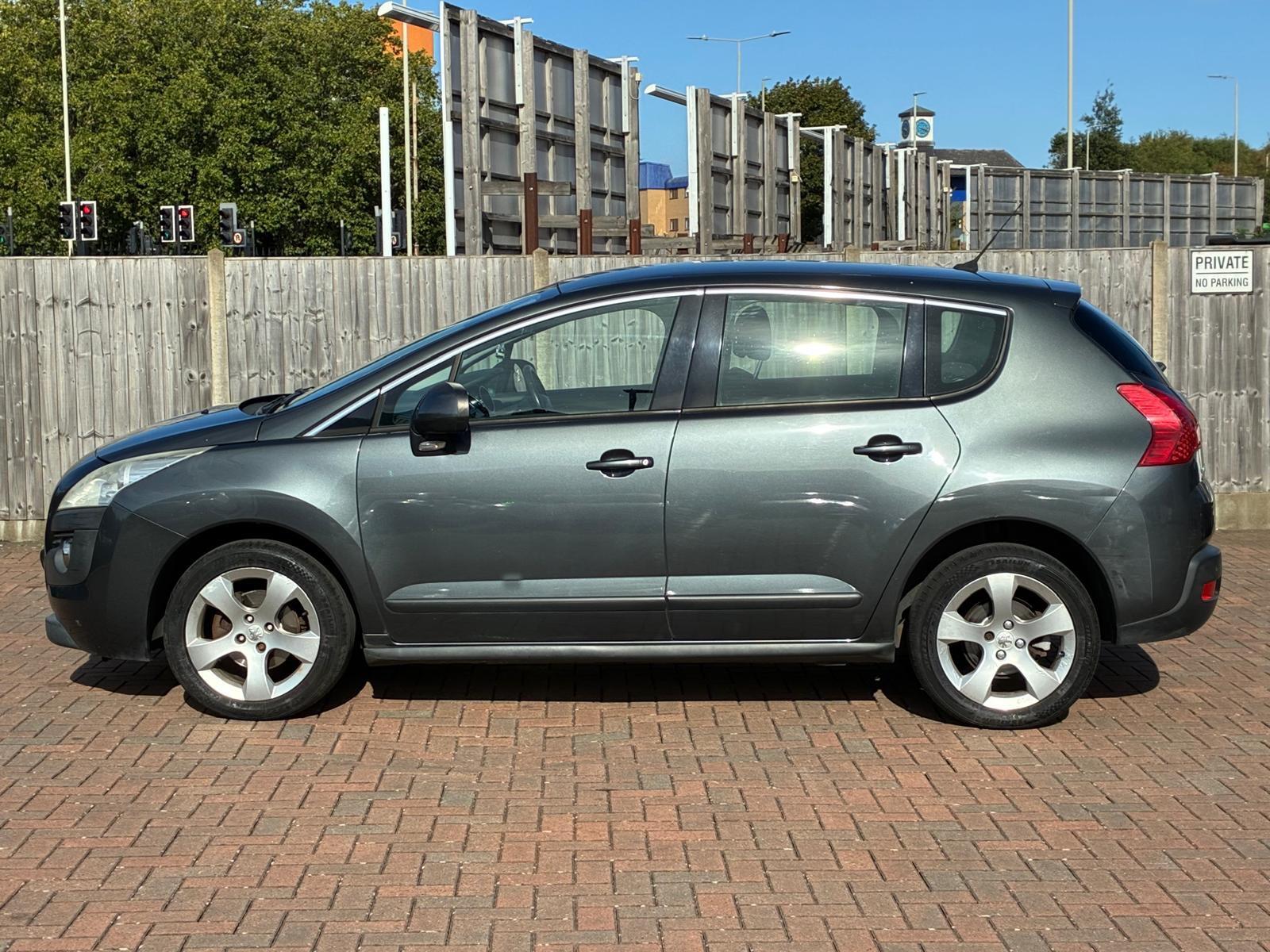 Peugeot 3008 view 8