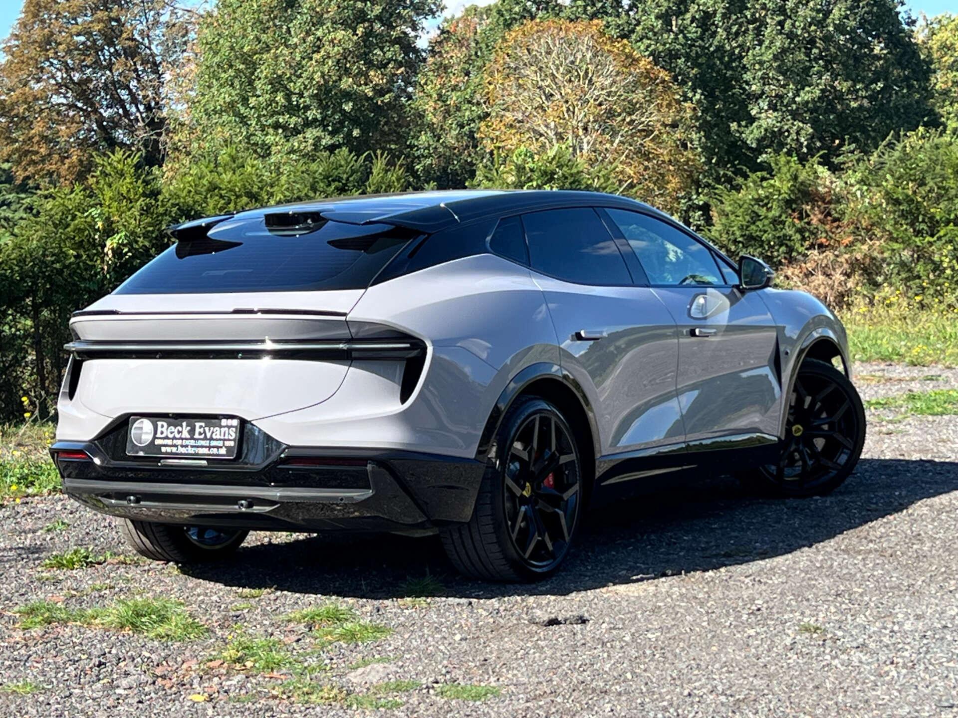 Lotus Eletre view 17