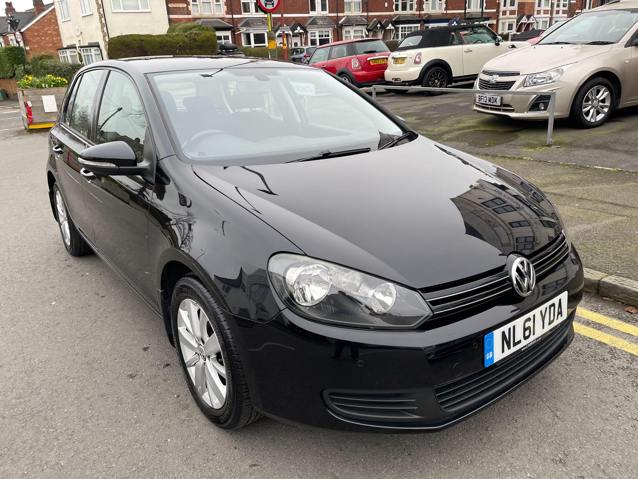 Volkswagen Golf view 6
