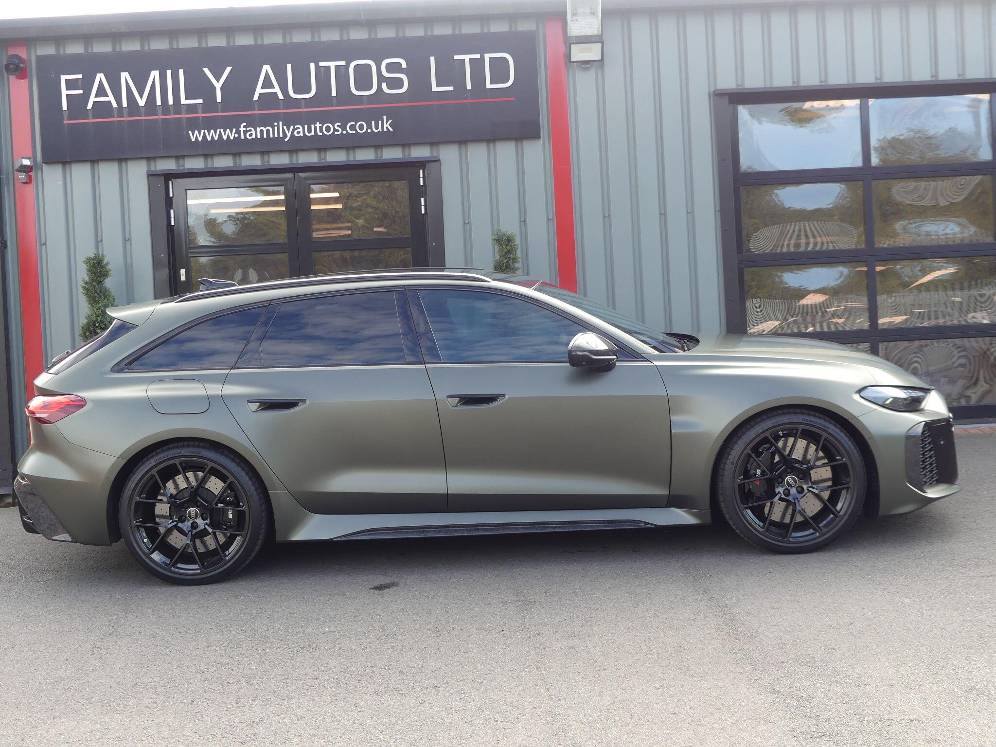 Audi RS5 view 8