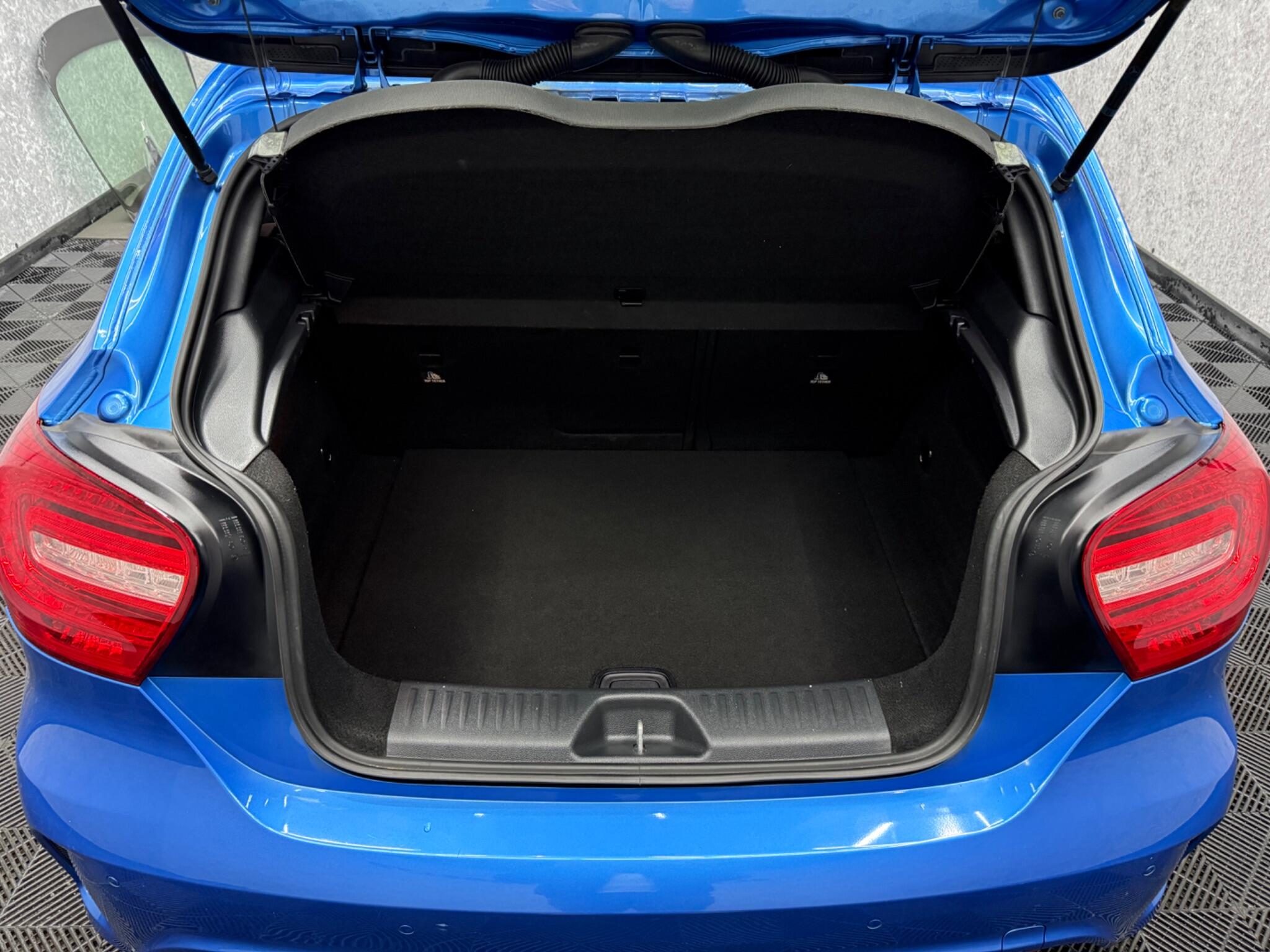 Mercedes-Benz A Class view 19