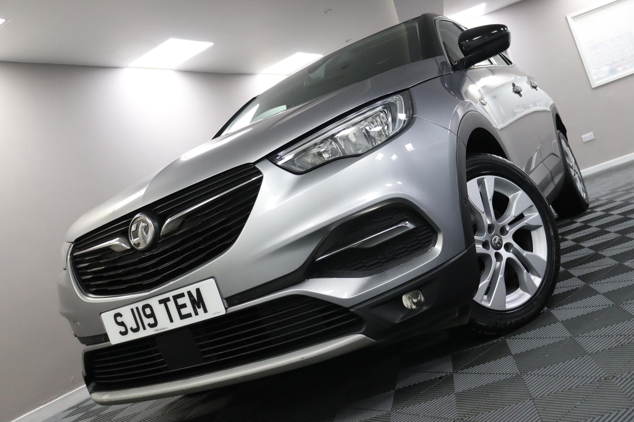 Vauxhall Grandland X view 33