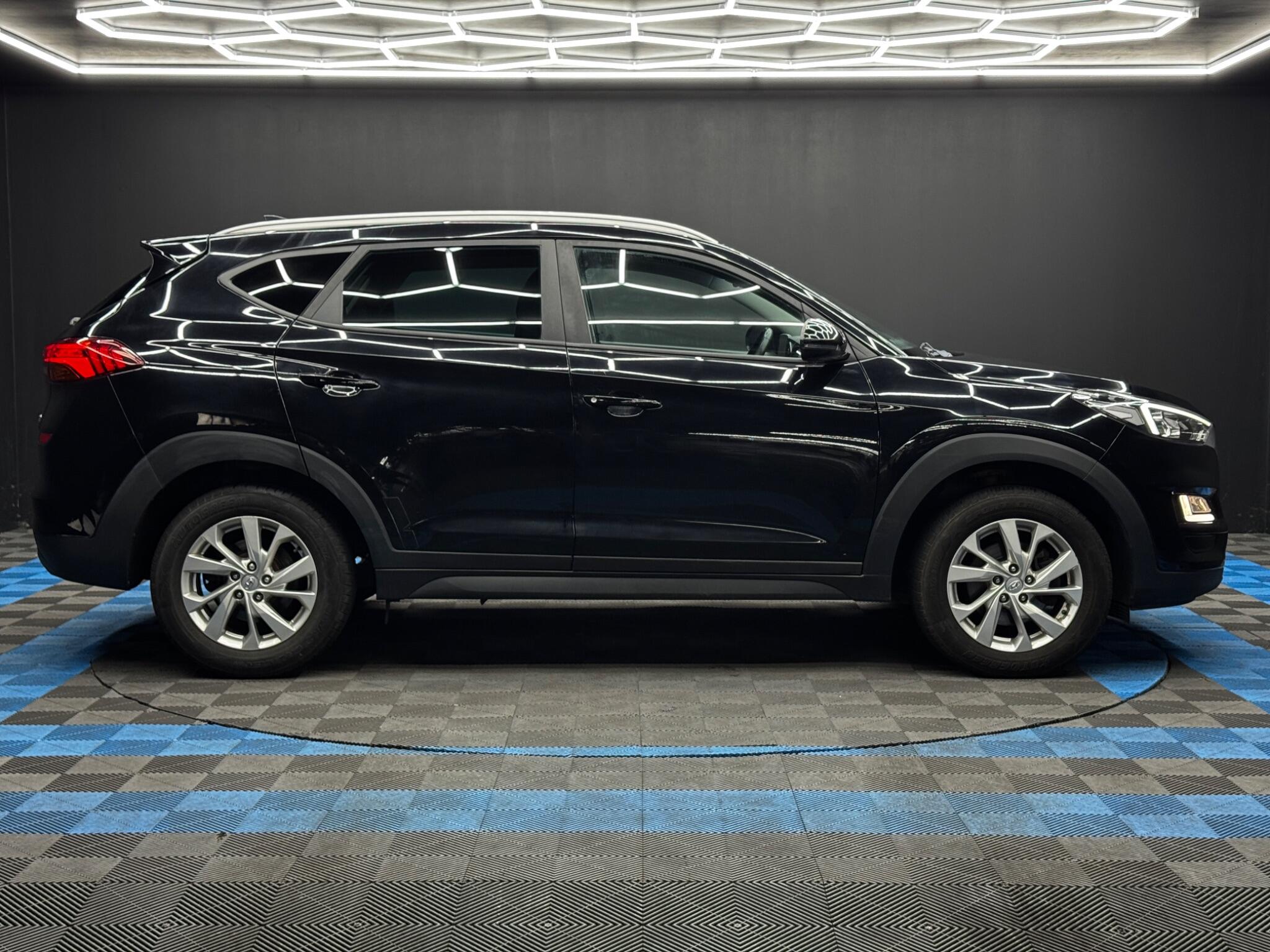 Hyundai Tucson view 4