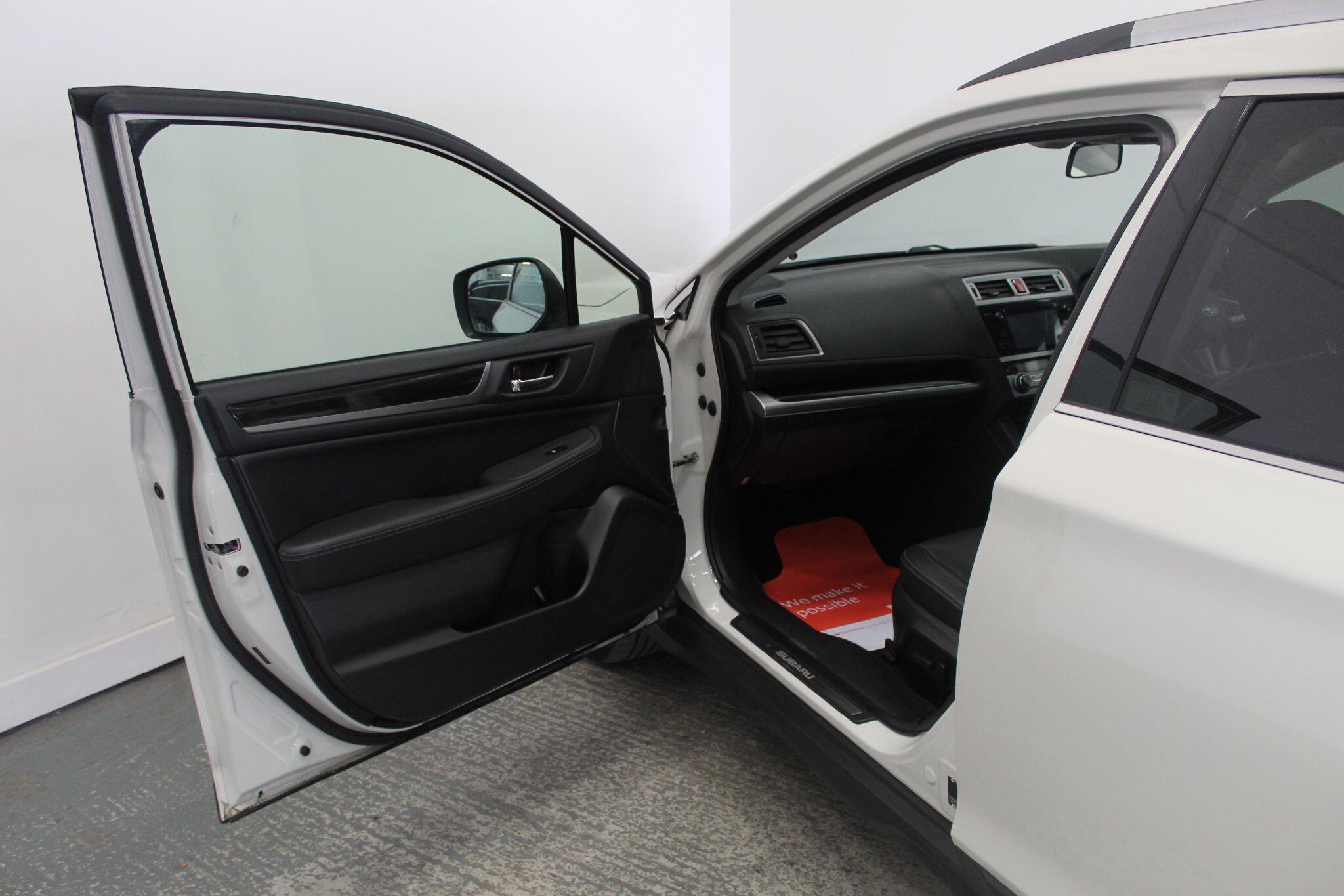 Subaru Outback view 28