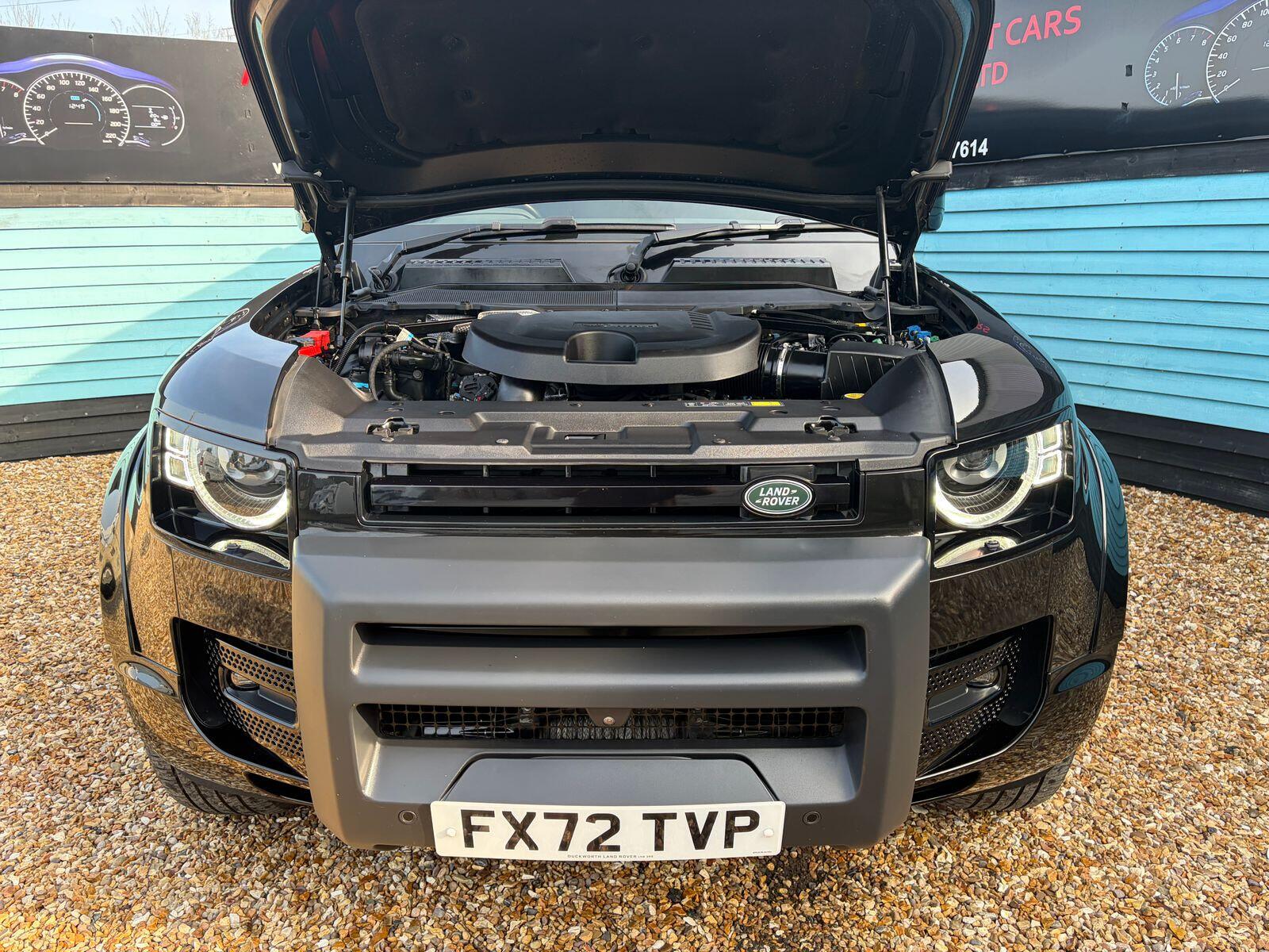 Land Rover Defender view 13