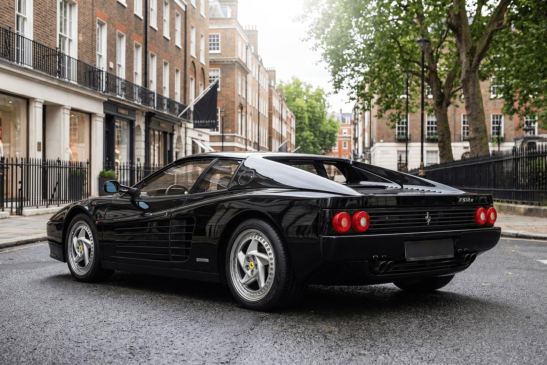 Ferrari 512 view 7