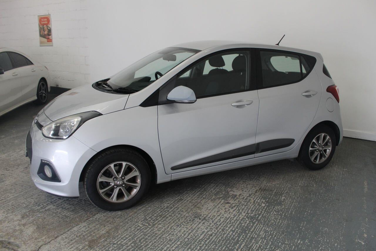 Hyundai i10 view 5