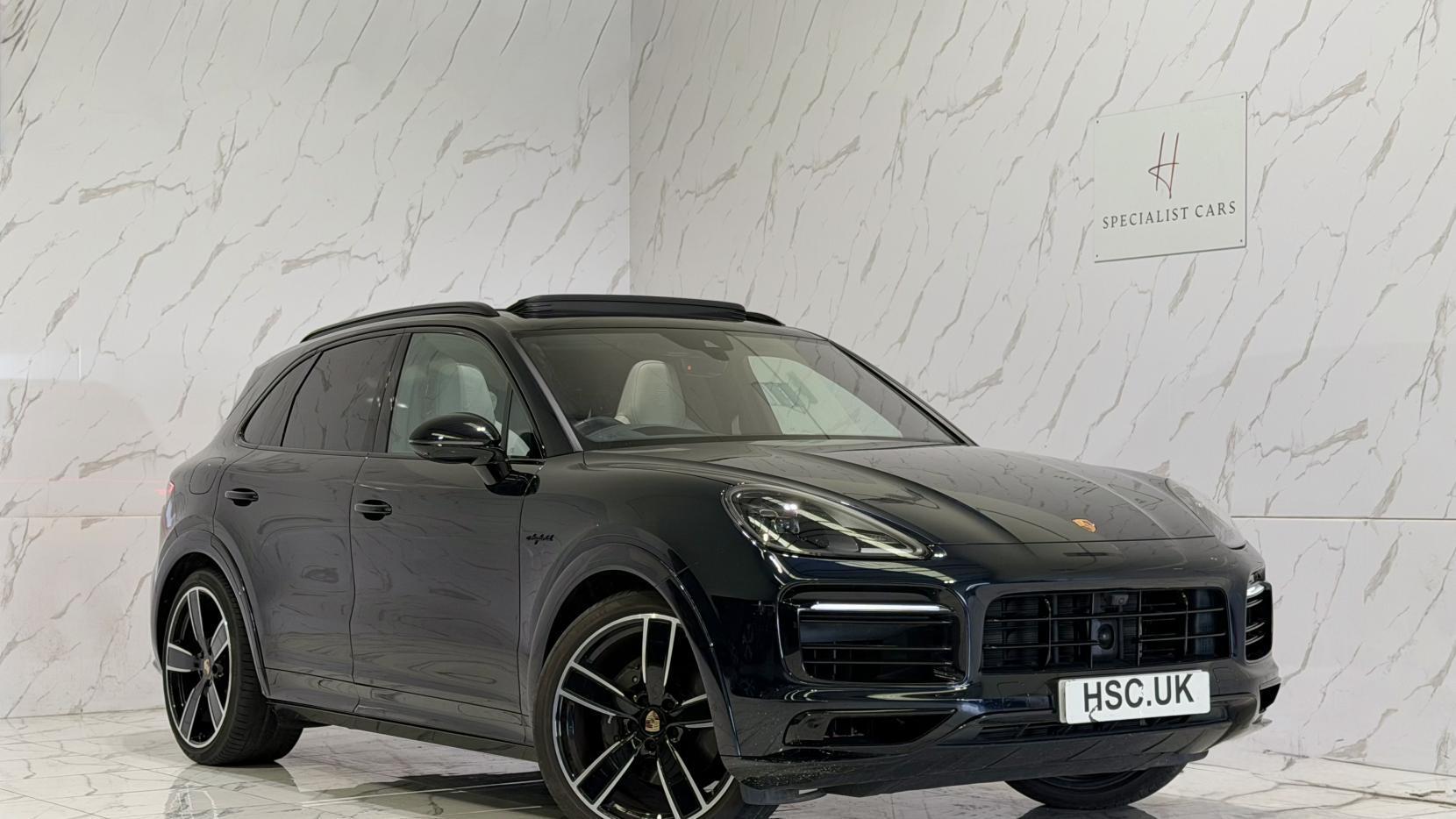 Porsche Cayenne main image