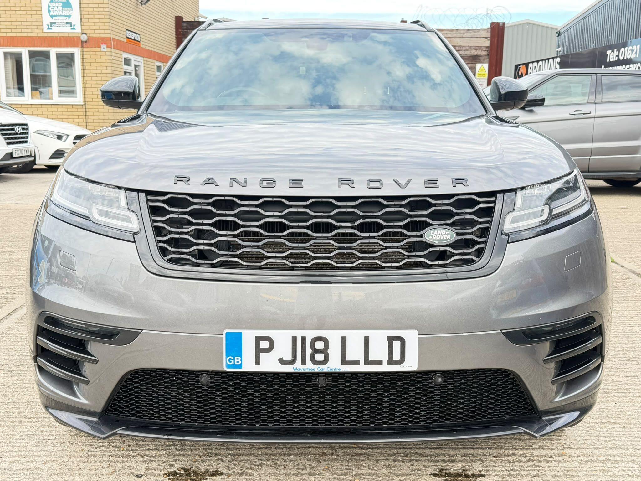 Land Rover Range Rover Velar view 2