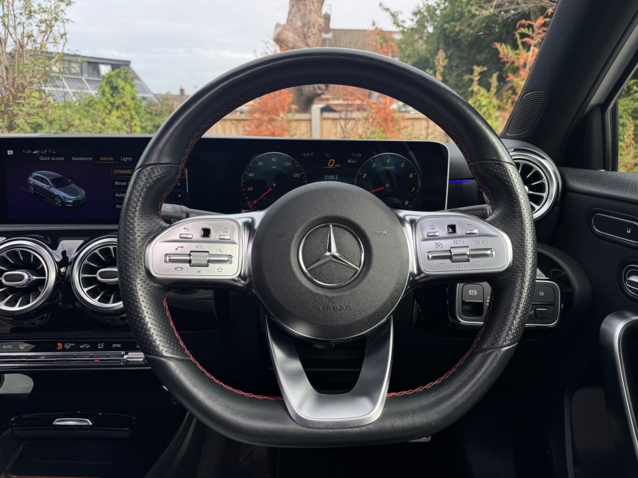 Mercedes-Benz A-Class view 33