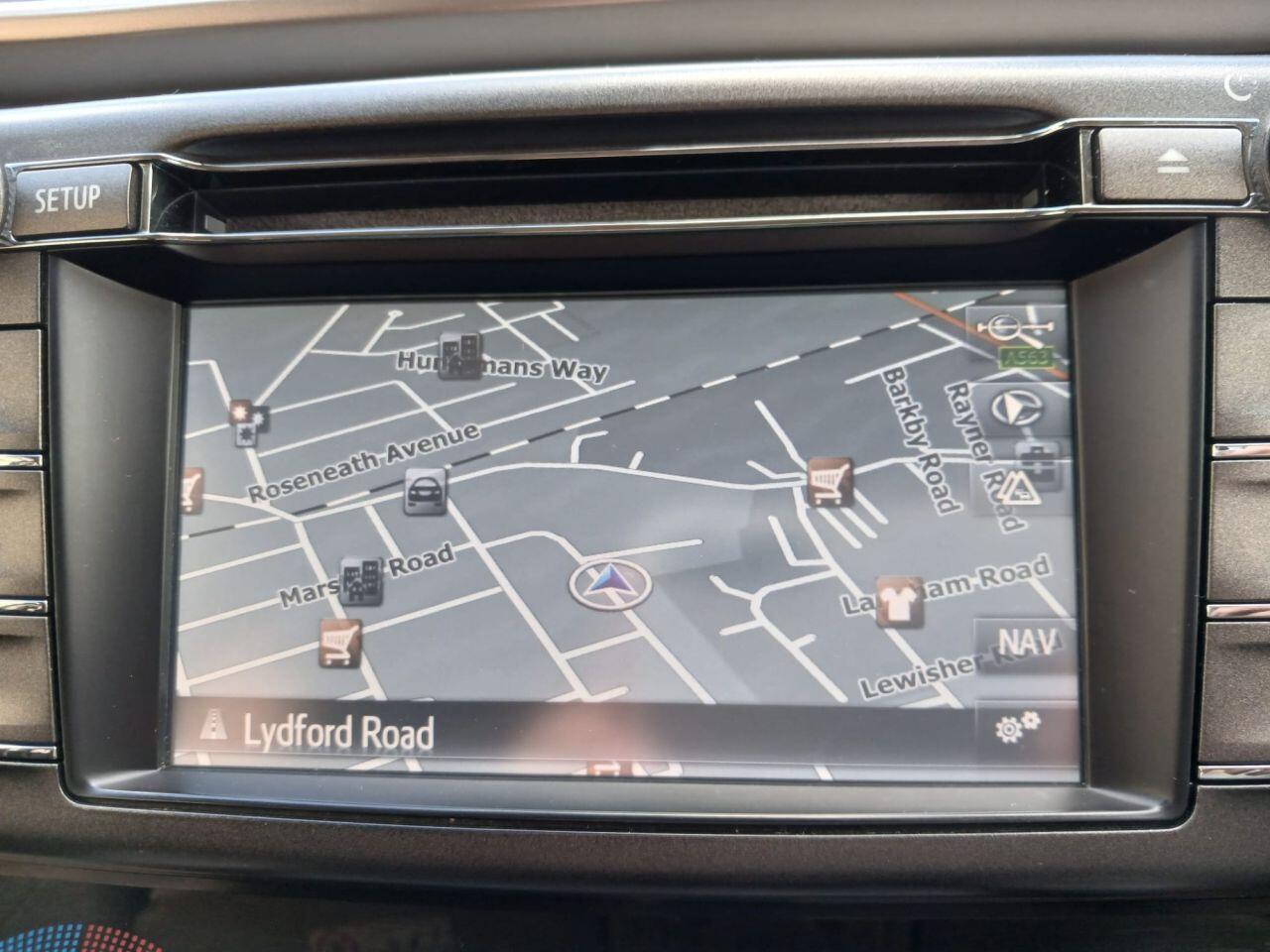 Toyota RAV4 view 3