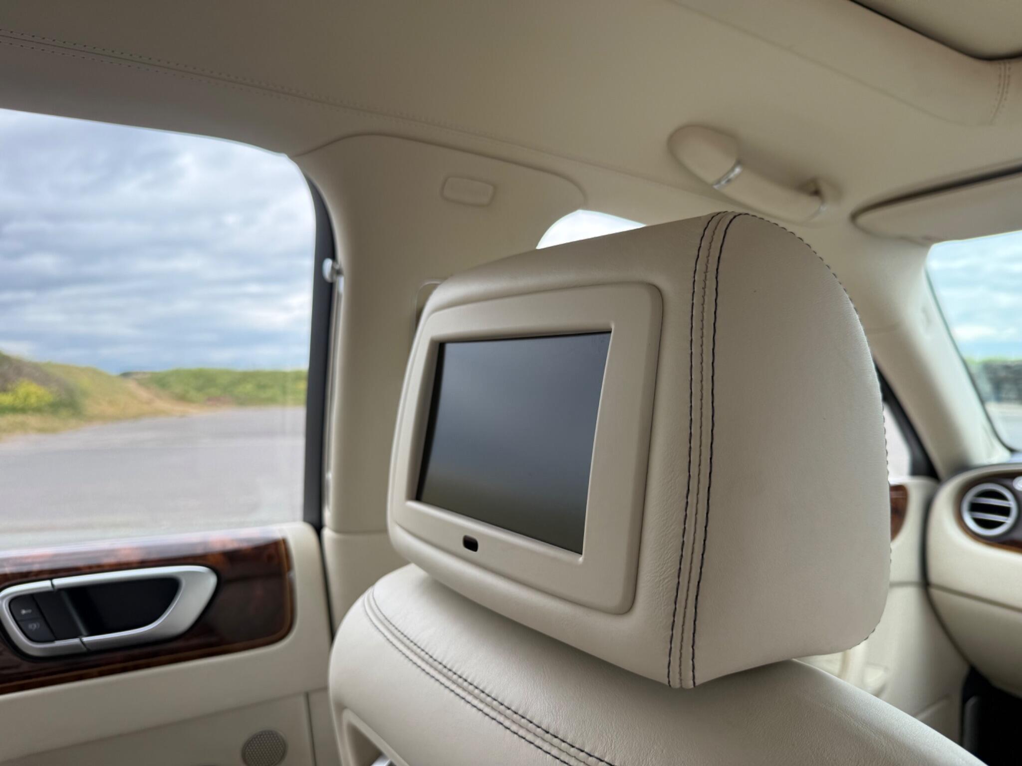 Bentley Continental view 84