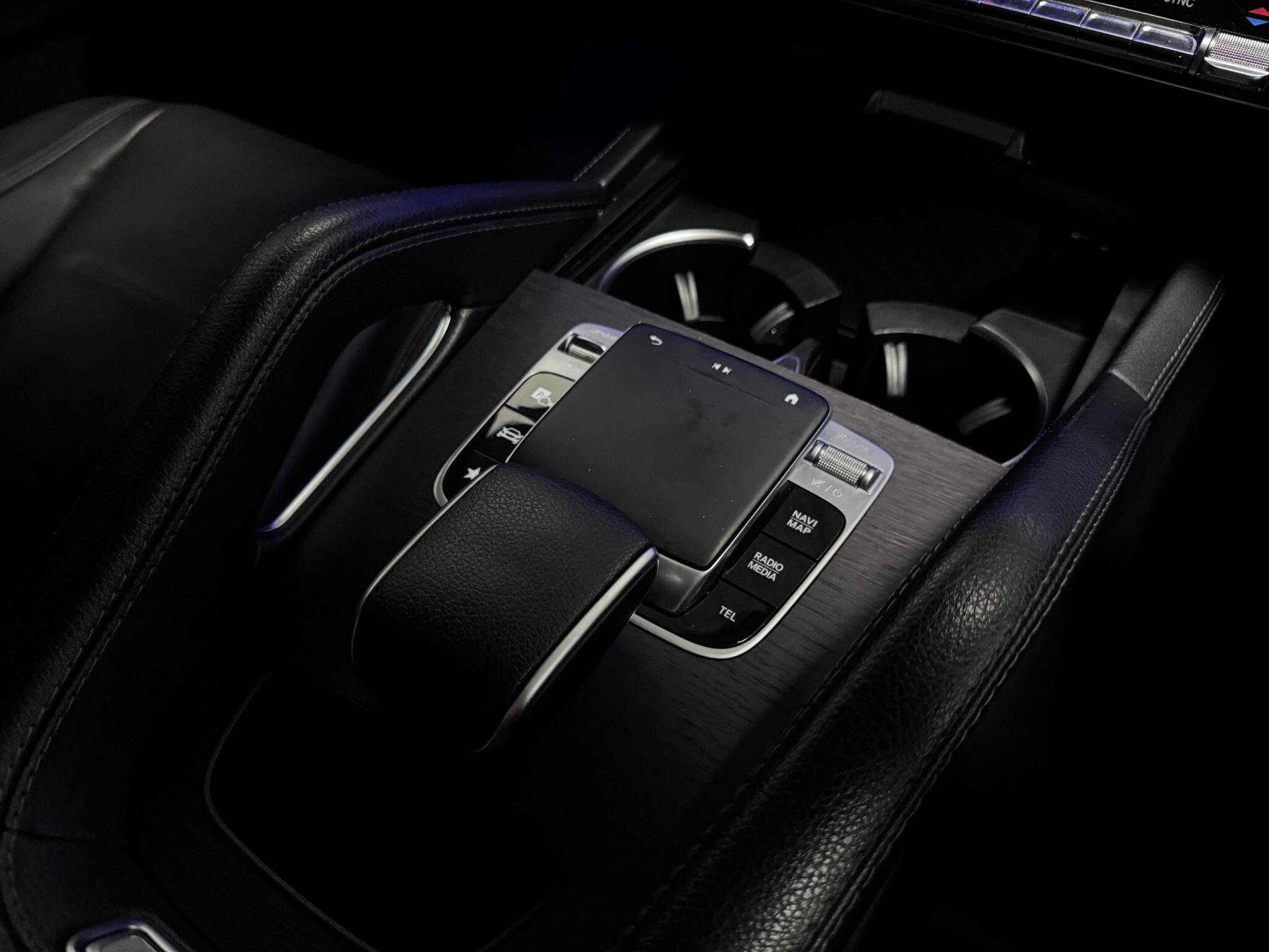 Mercedes-Benz Gle view 37