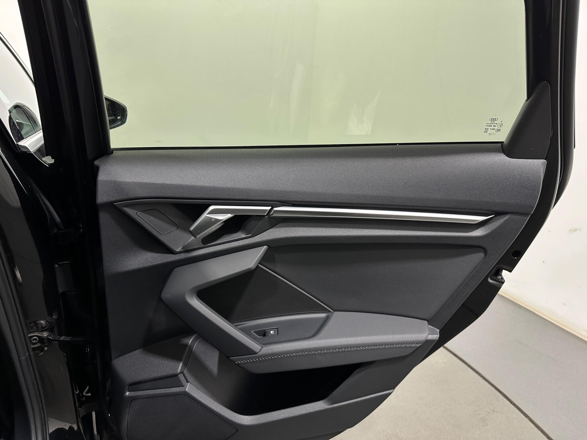 Audi A3 view 41