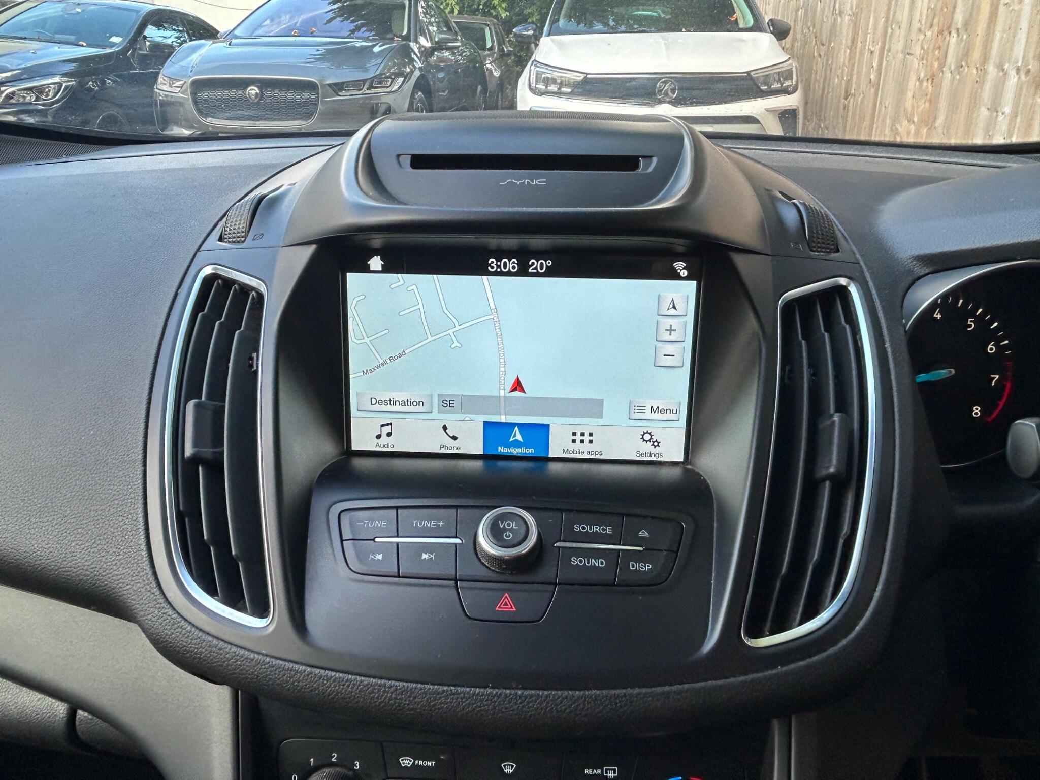 Ford Grand C-Max view 36