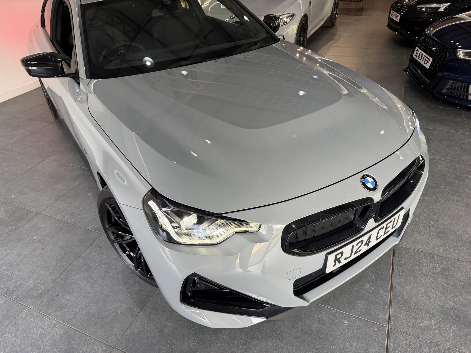 BMW 2 Series view 3