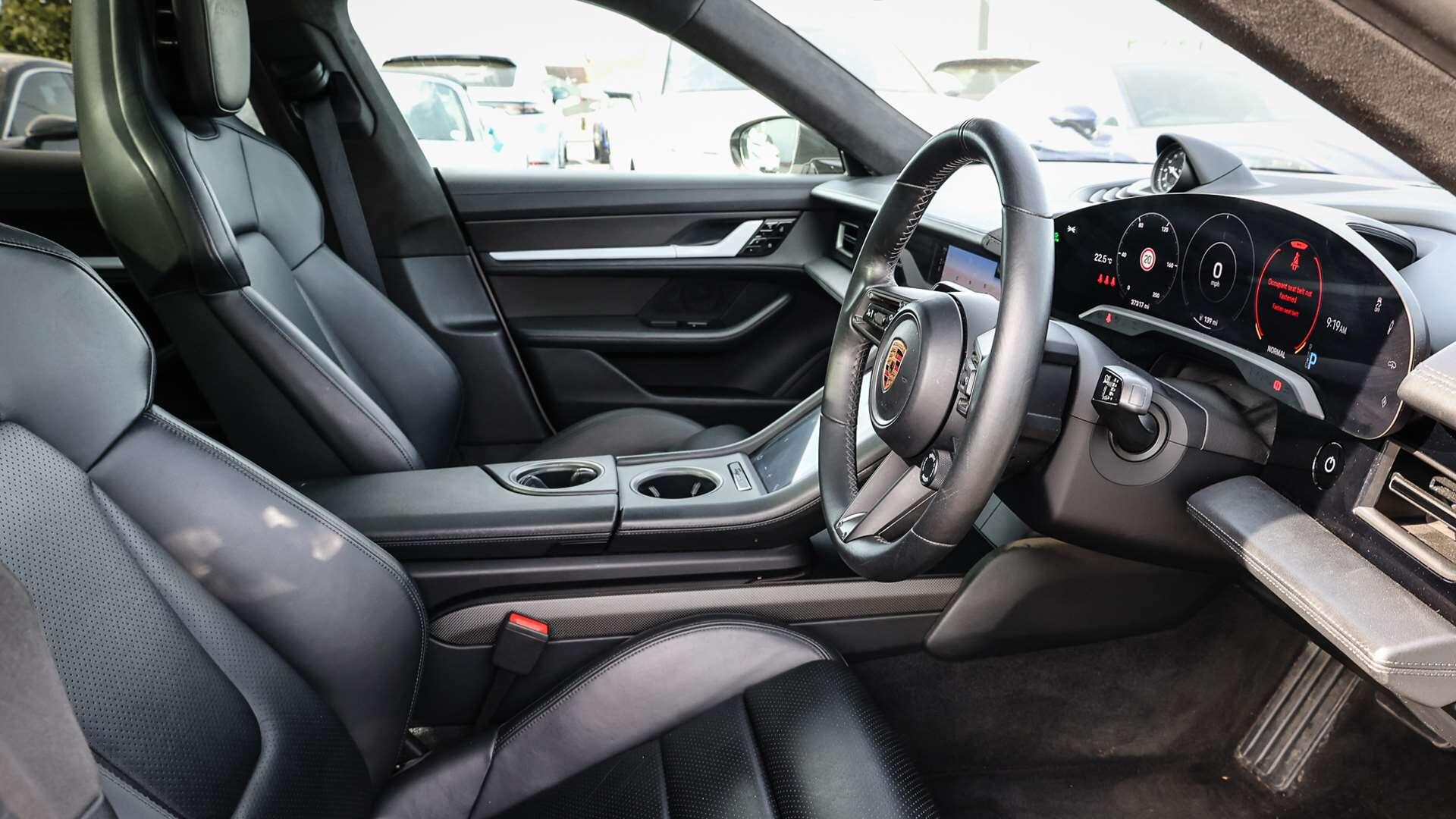 Porsche Taycan view 12