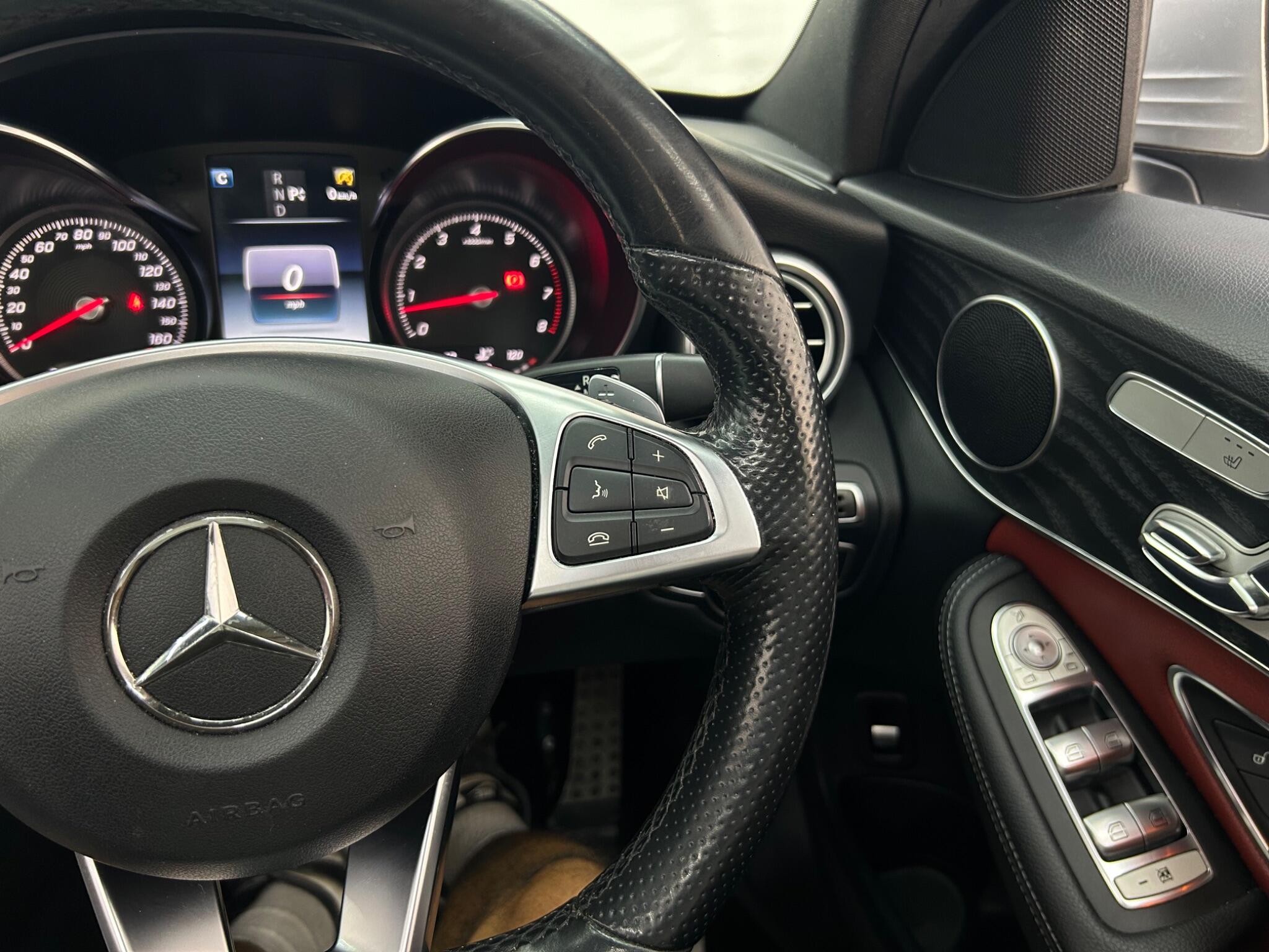 Mercedes-Benz C Class view 40