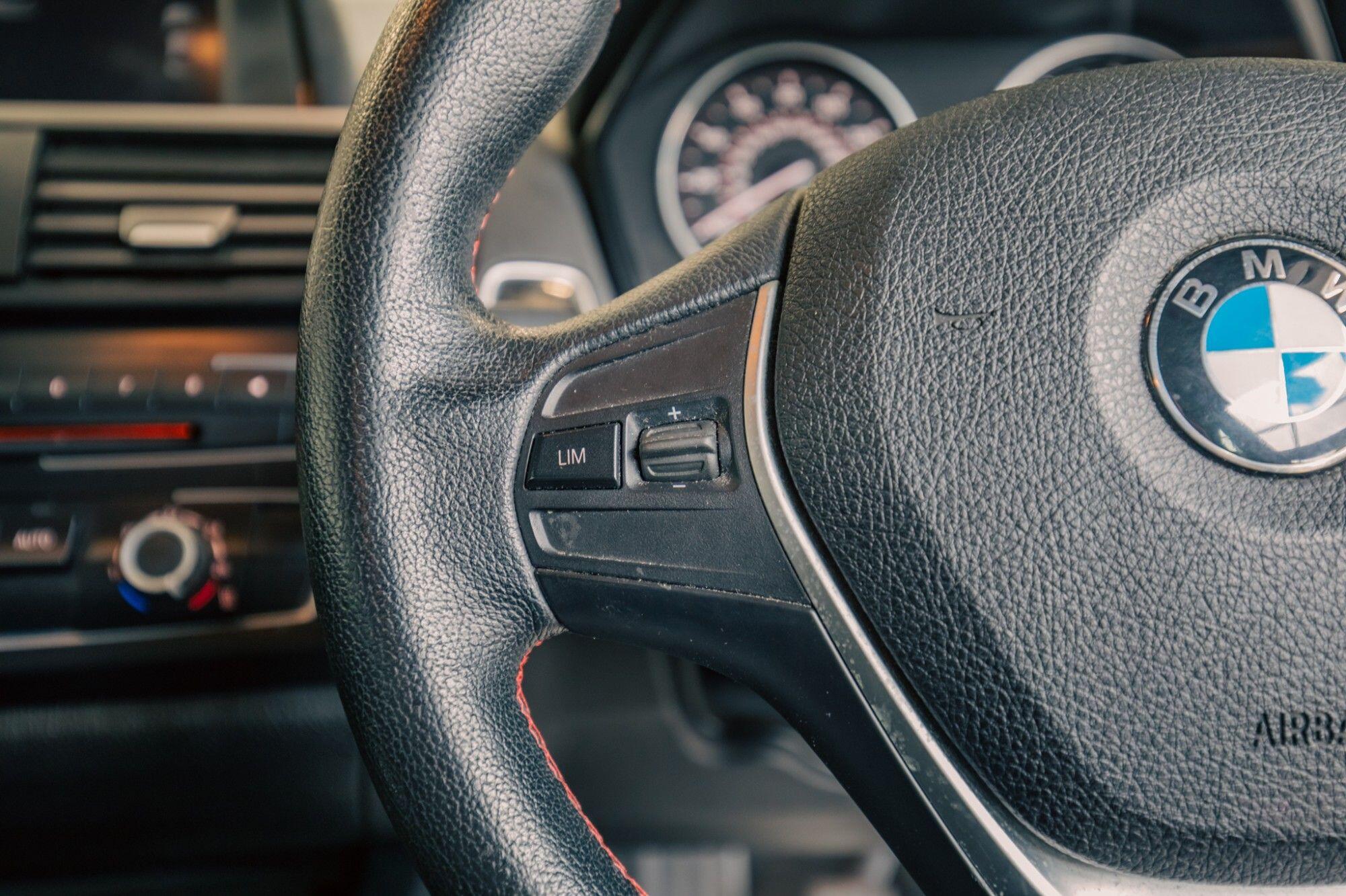 BMW 2 Series view 13