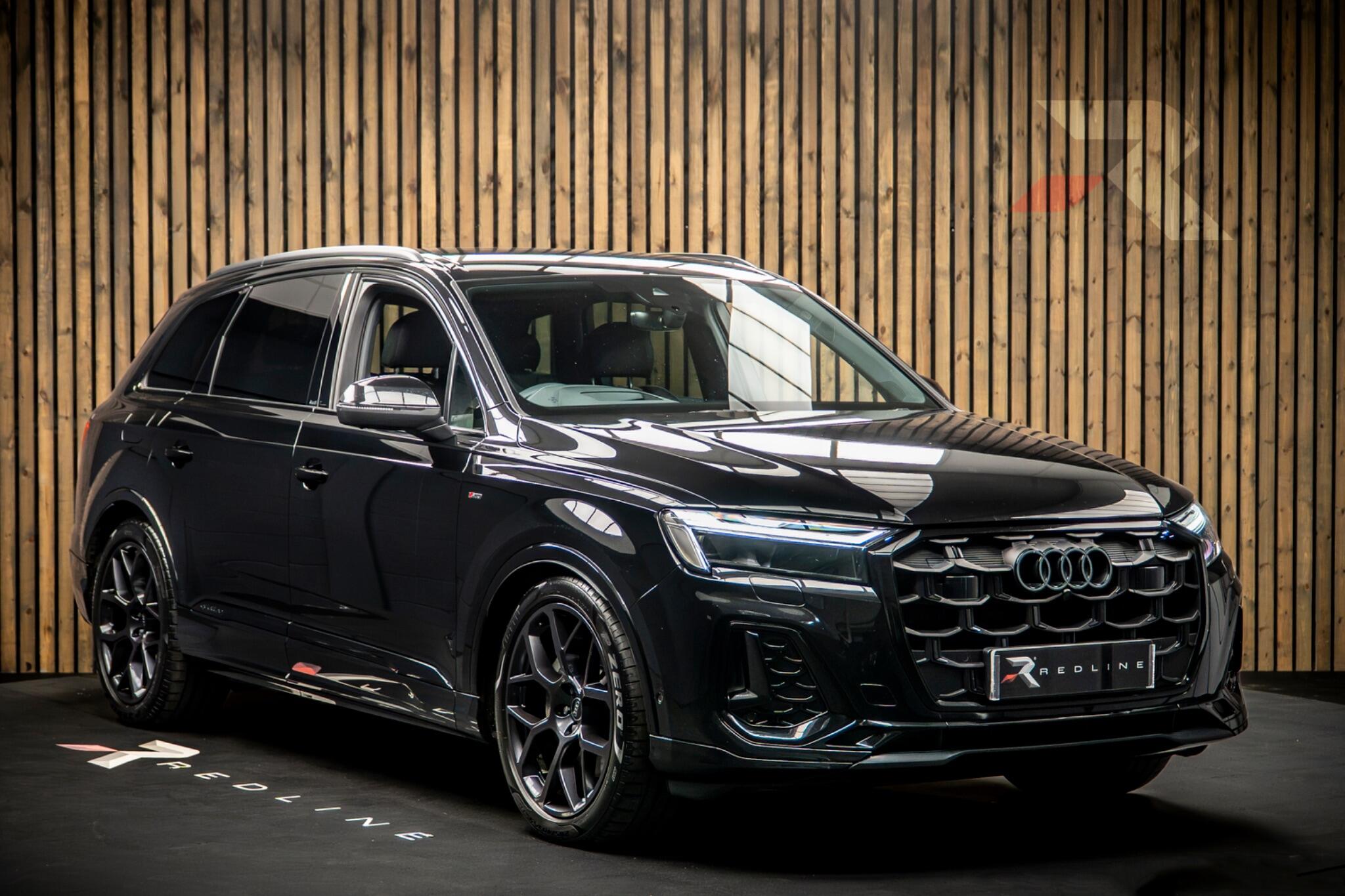 Audi Q7 main image