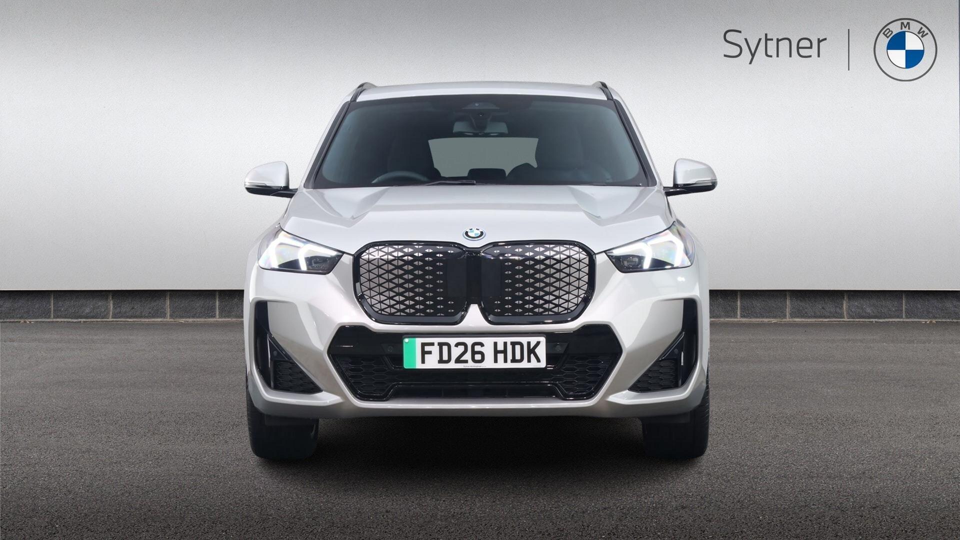 BMW Ix1 view 16