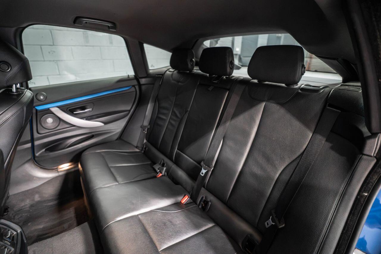 BMW 3 Series view 20