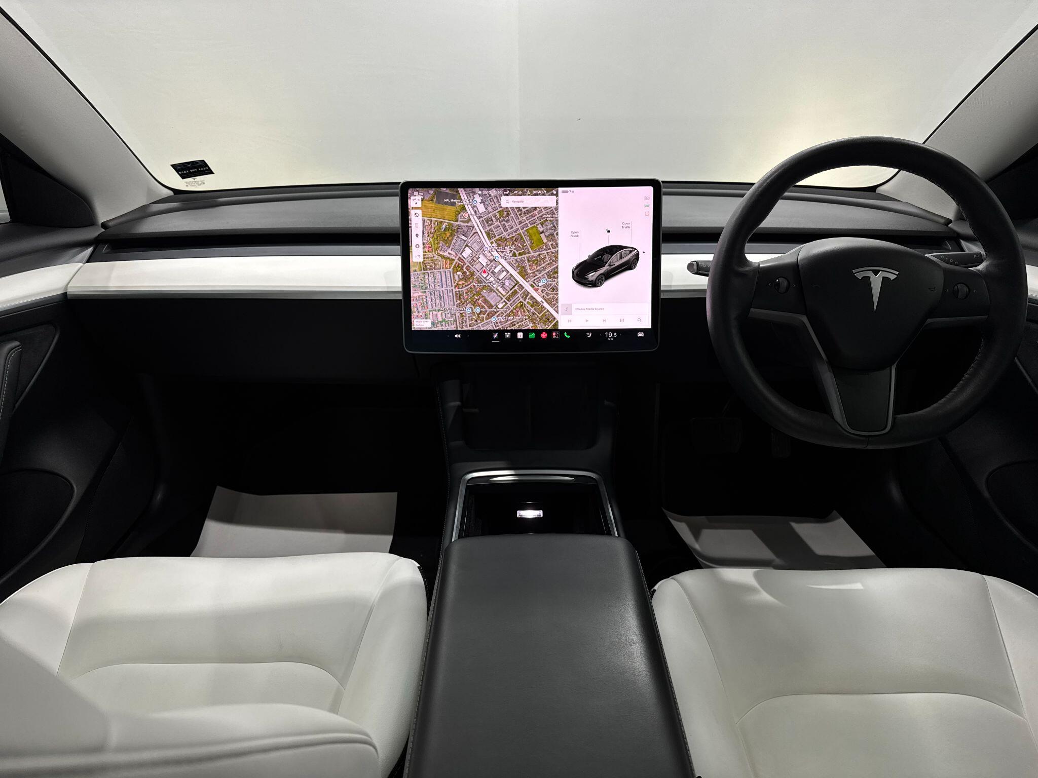 Tesla Model 3 view 42