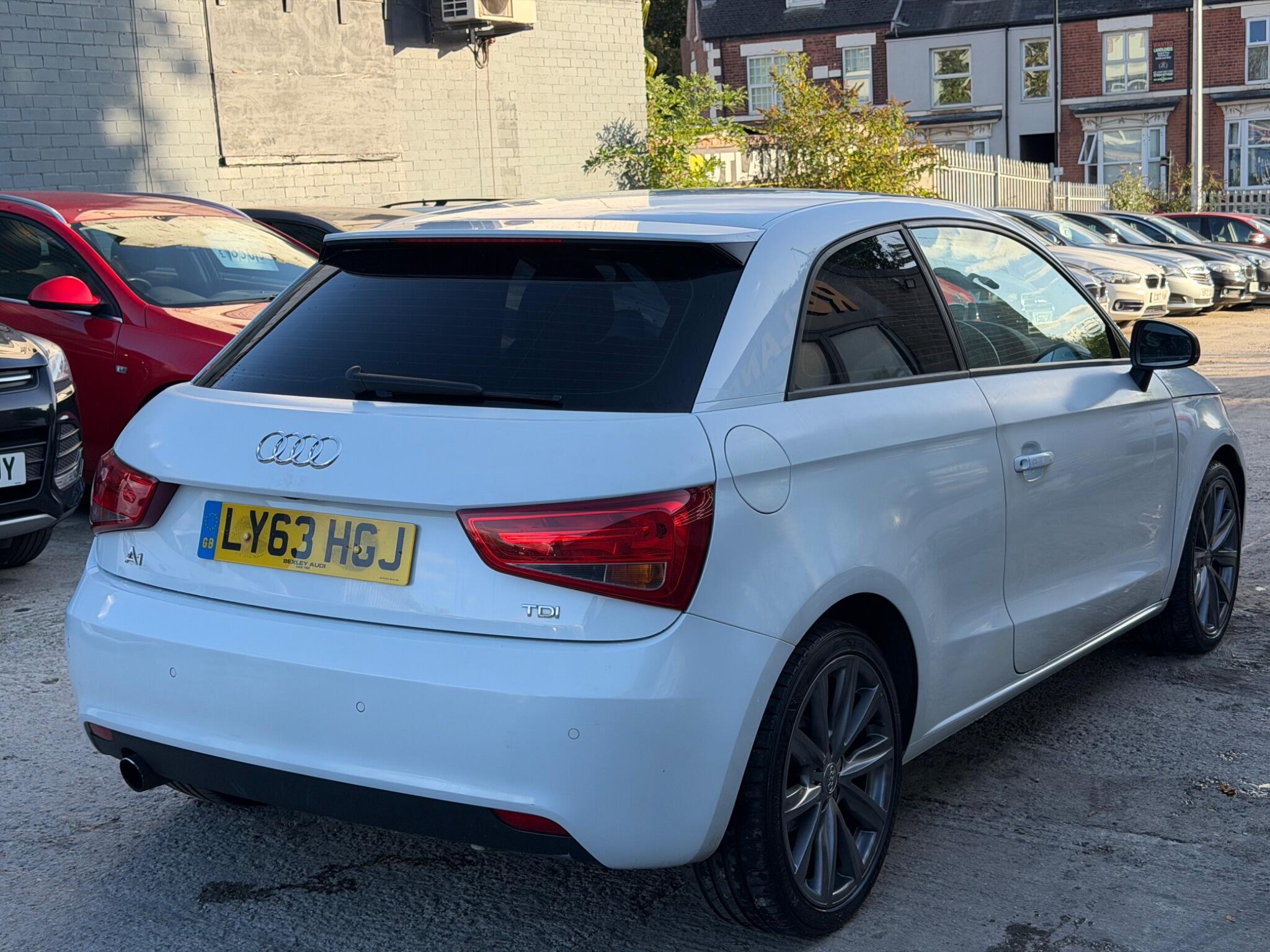 Audi A1 view 4