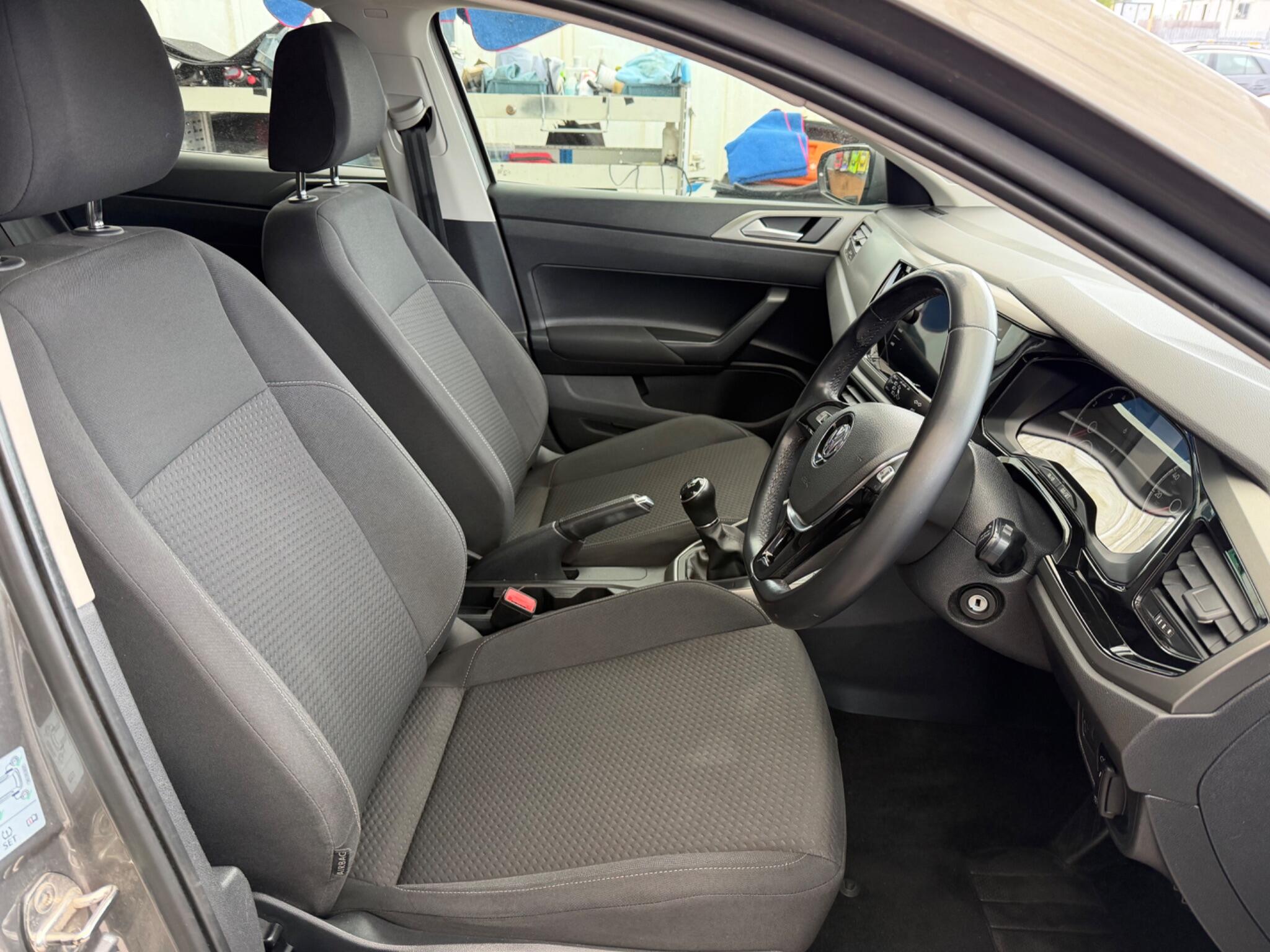 Volkswagen Polo view 16