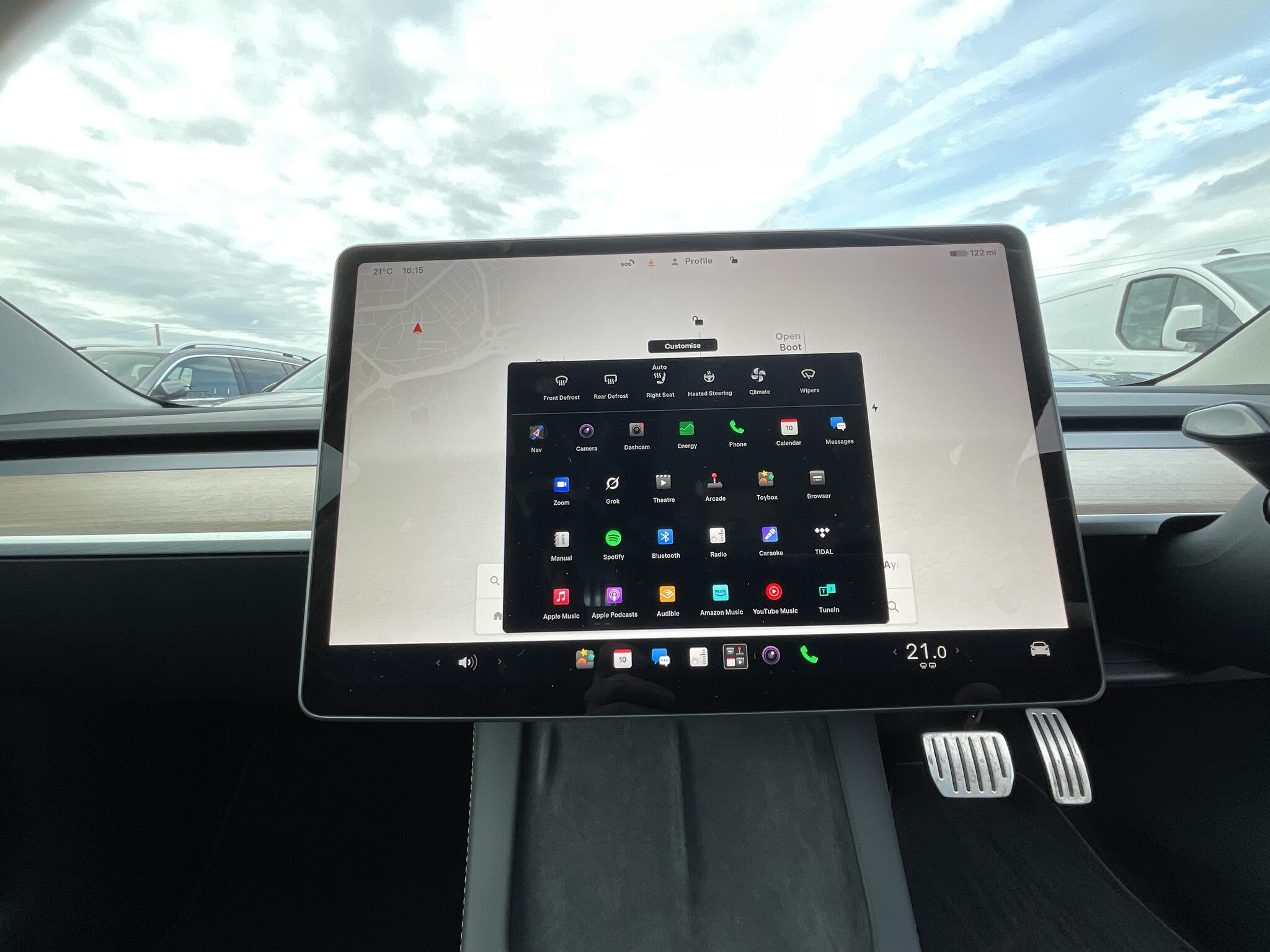 Tesla Model 3 view 30
