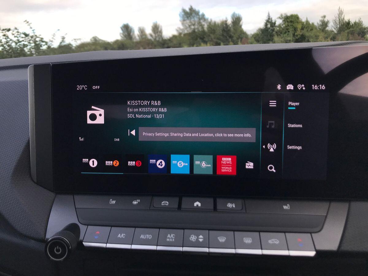 Vauxhall Astra view 19
