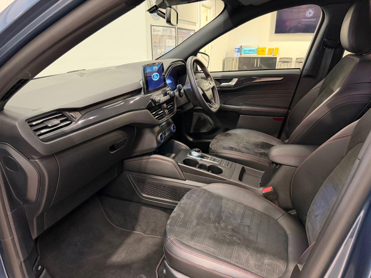 Ford Kuga view 36