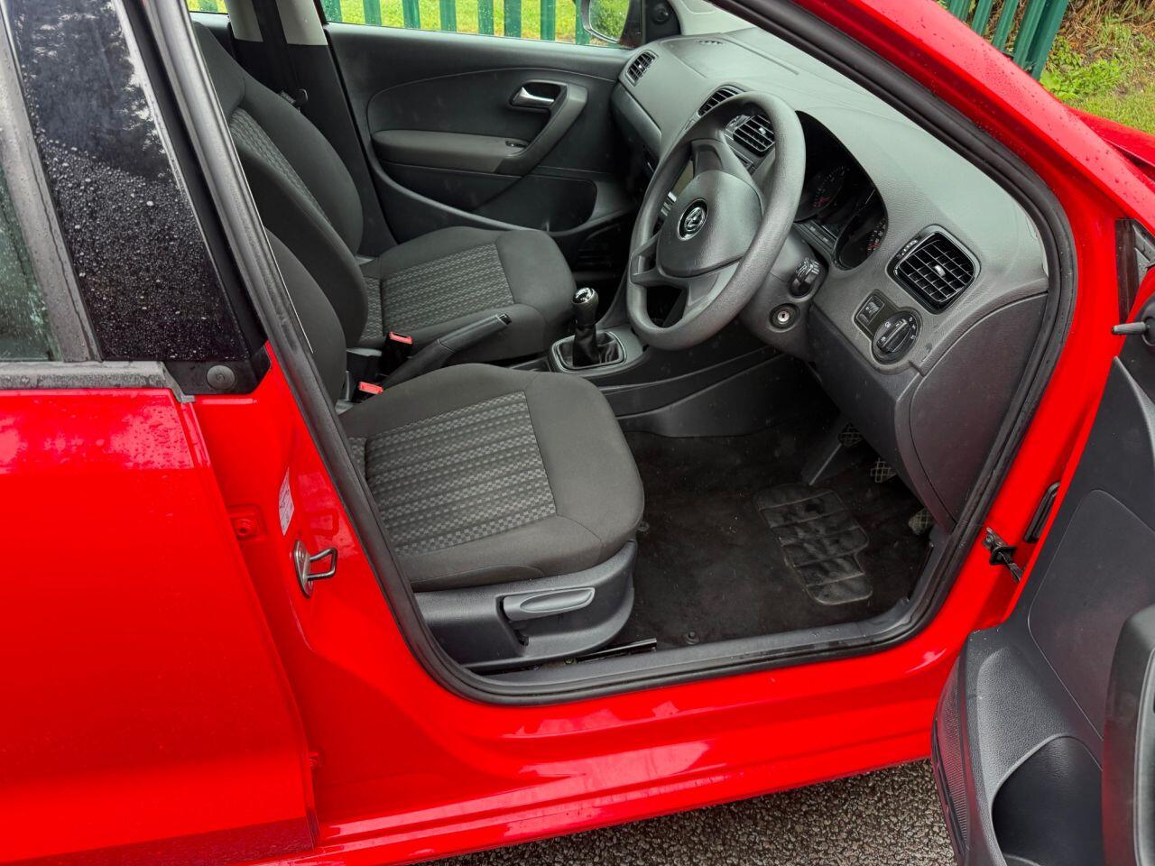 Volkswagen Polo view 16