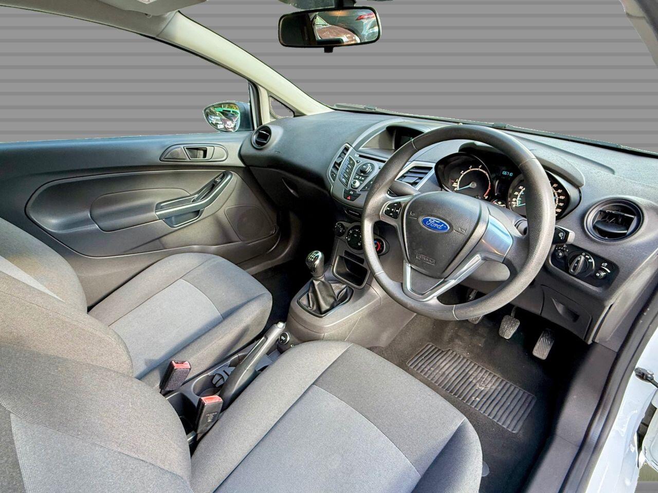 Ford Fiesta view 15