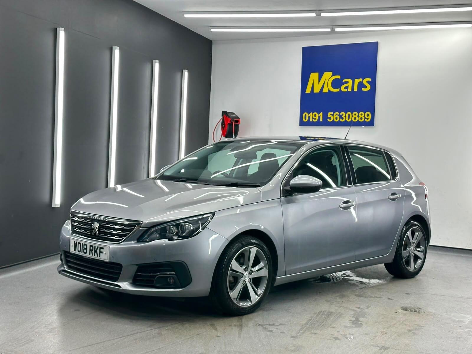 Peugeot 308 view 3