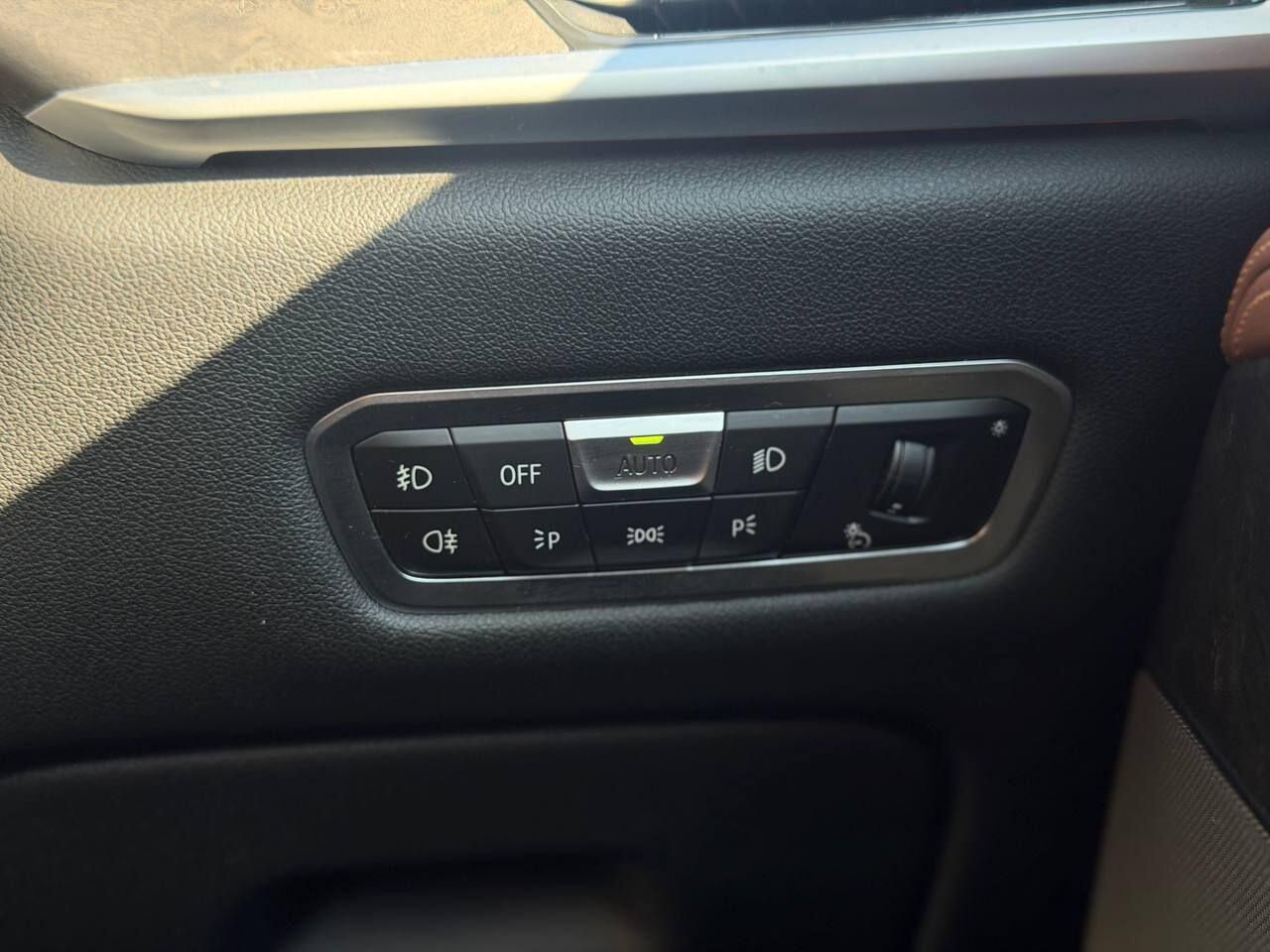 BMW X7 view 47