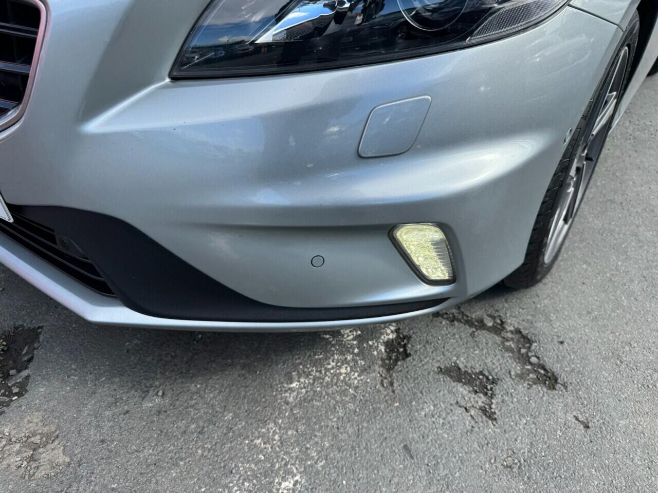 Volvo V40 view 43