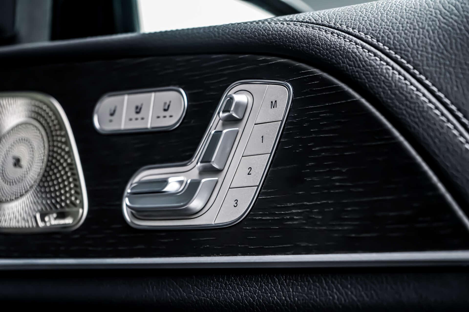 Mercedes-Benz GLE view 21