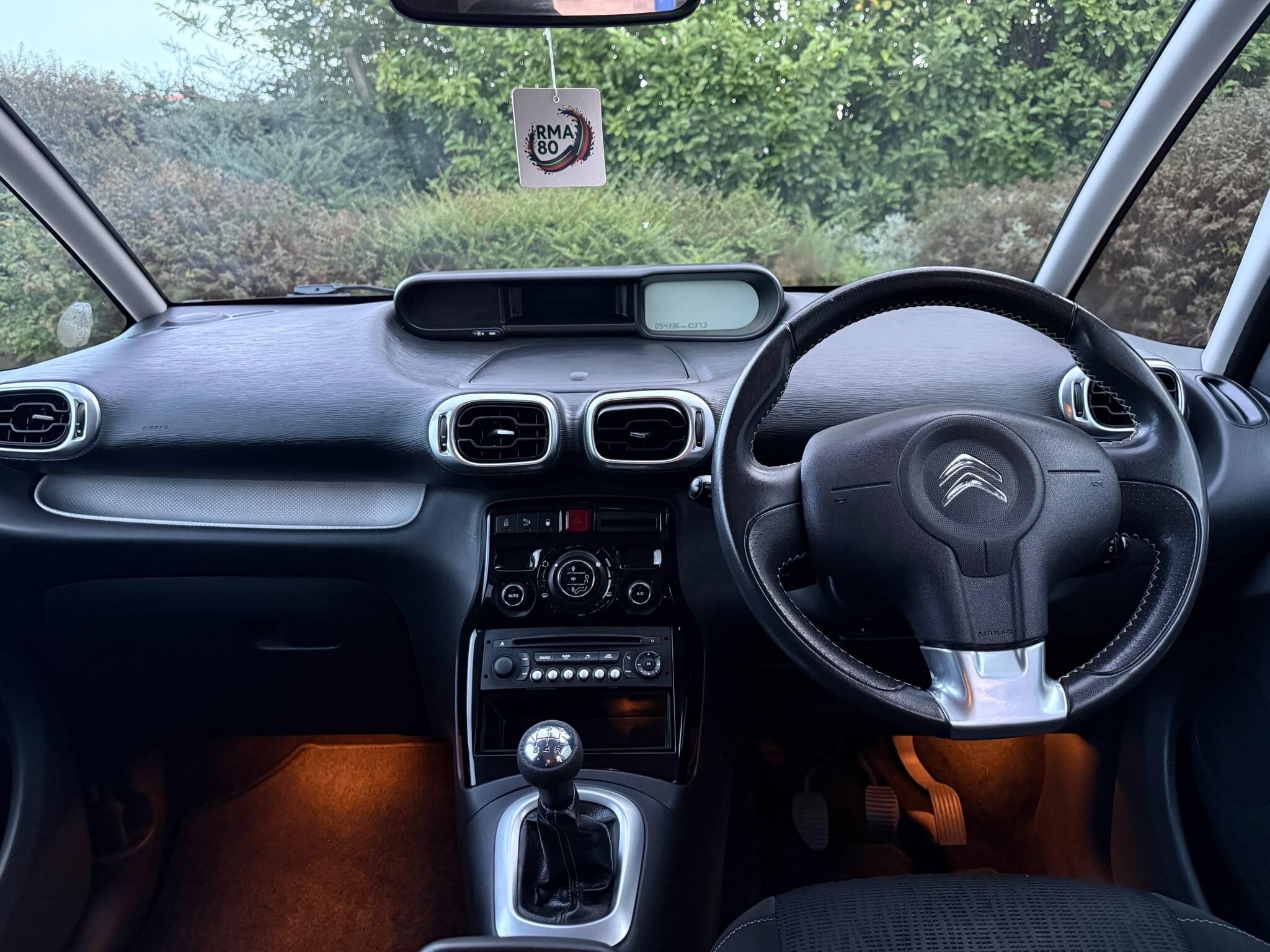 Citroen C3 Picasso view 7