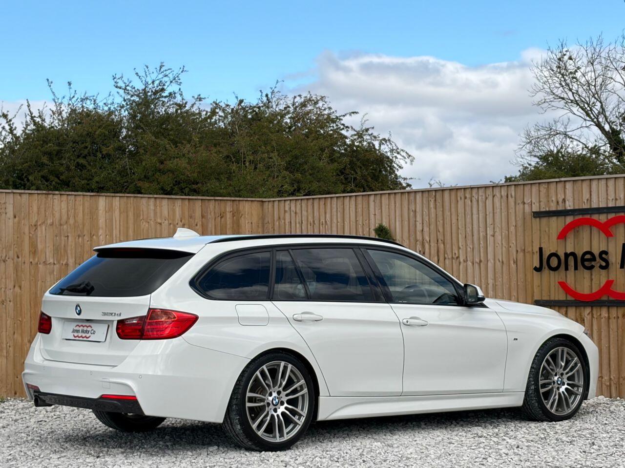 BMW 3 Series view 10