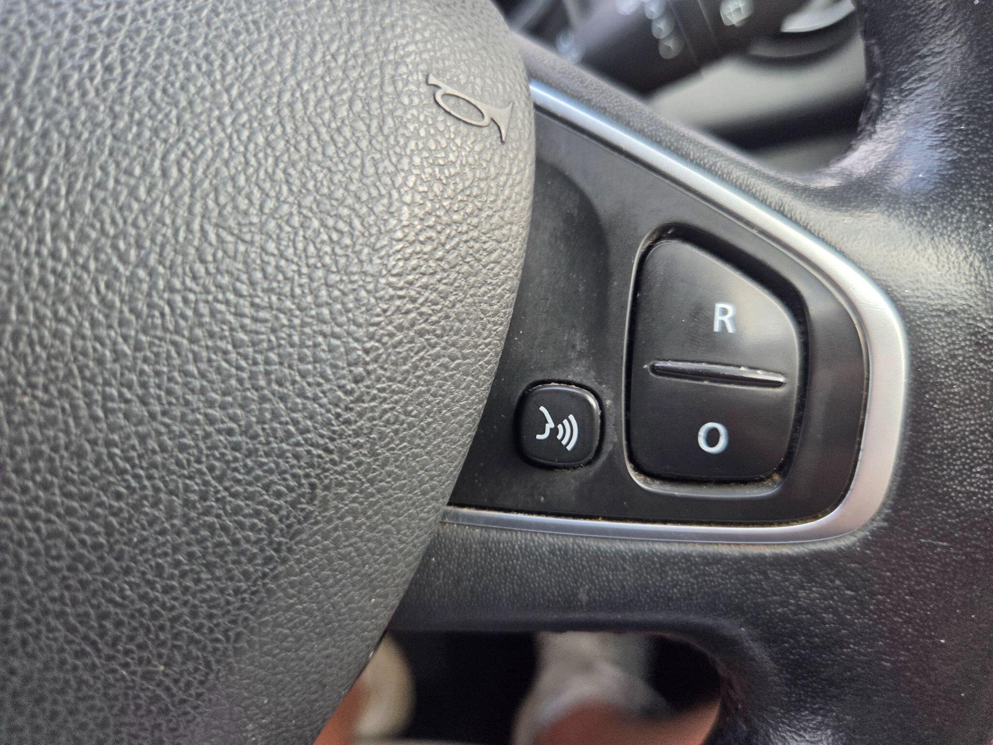 Renault Clio view 13