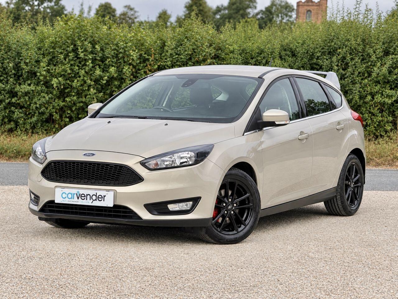 Ford Focus view 2