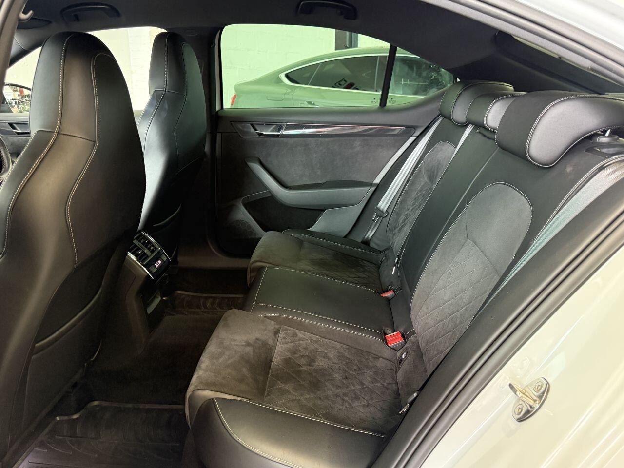 Skoda Superb view 58